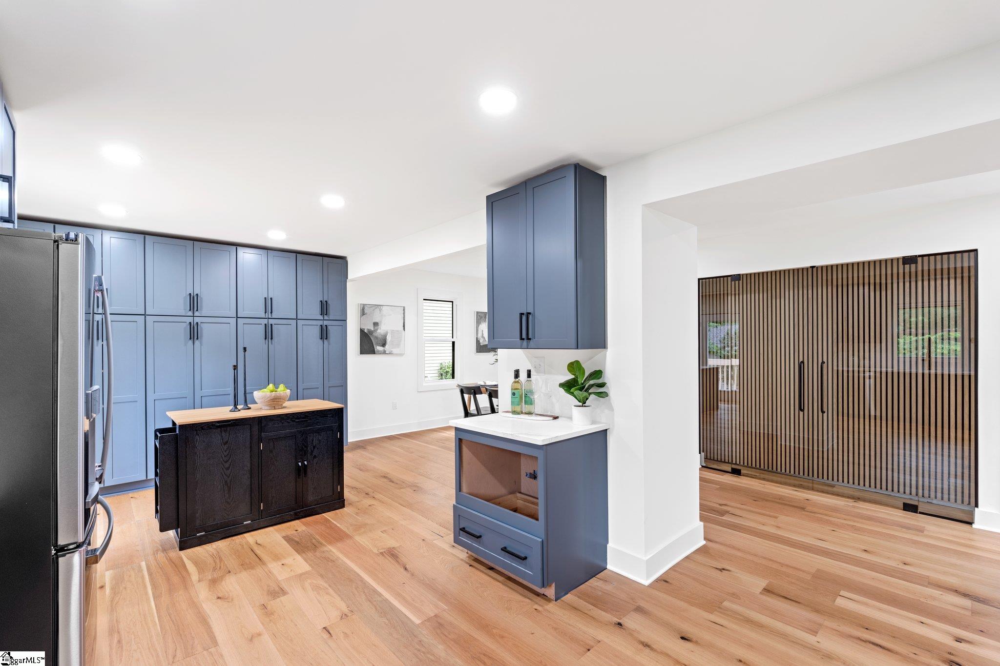 28 Douglas Drive