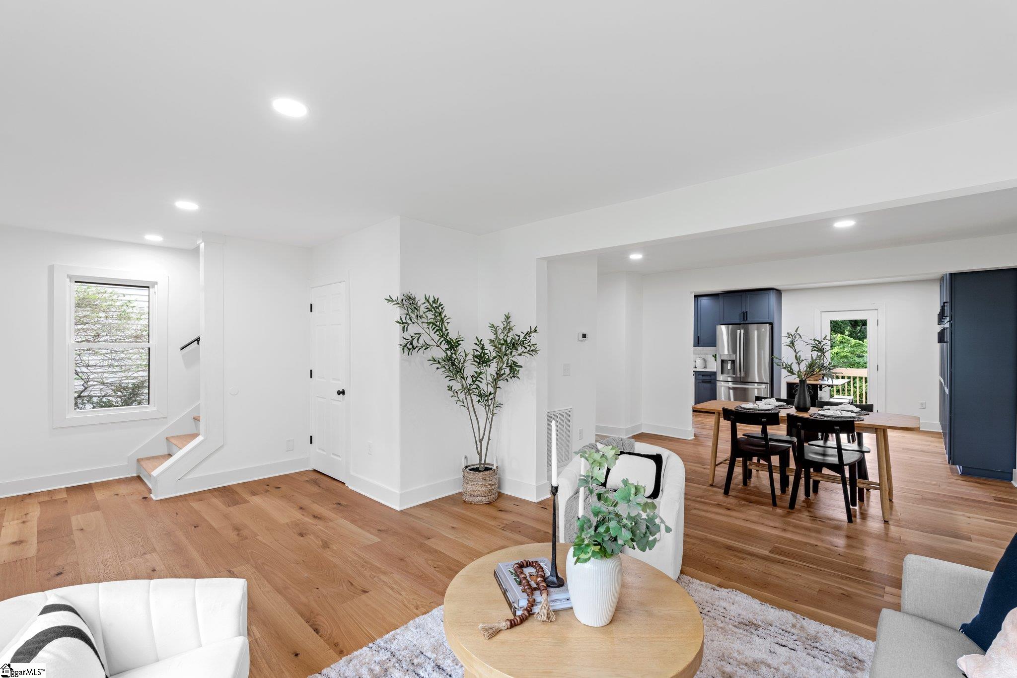 28 Douglas Drive