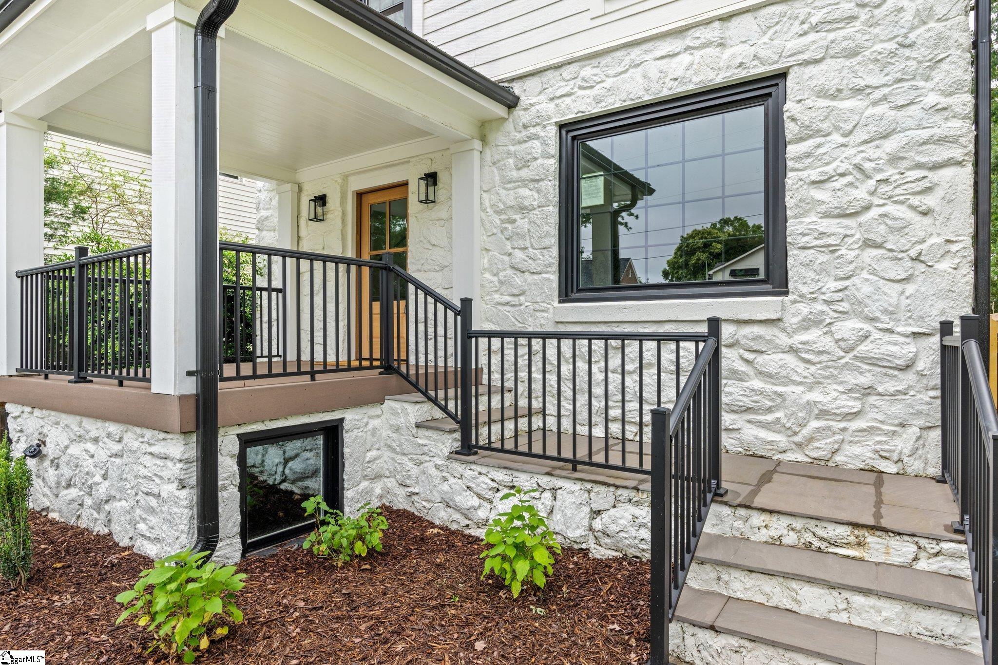 28 Douglas Drive