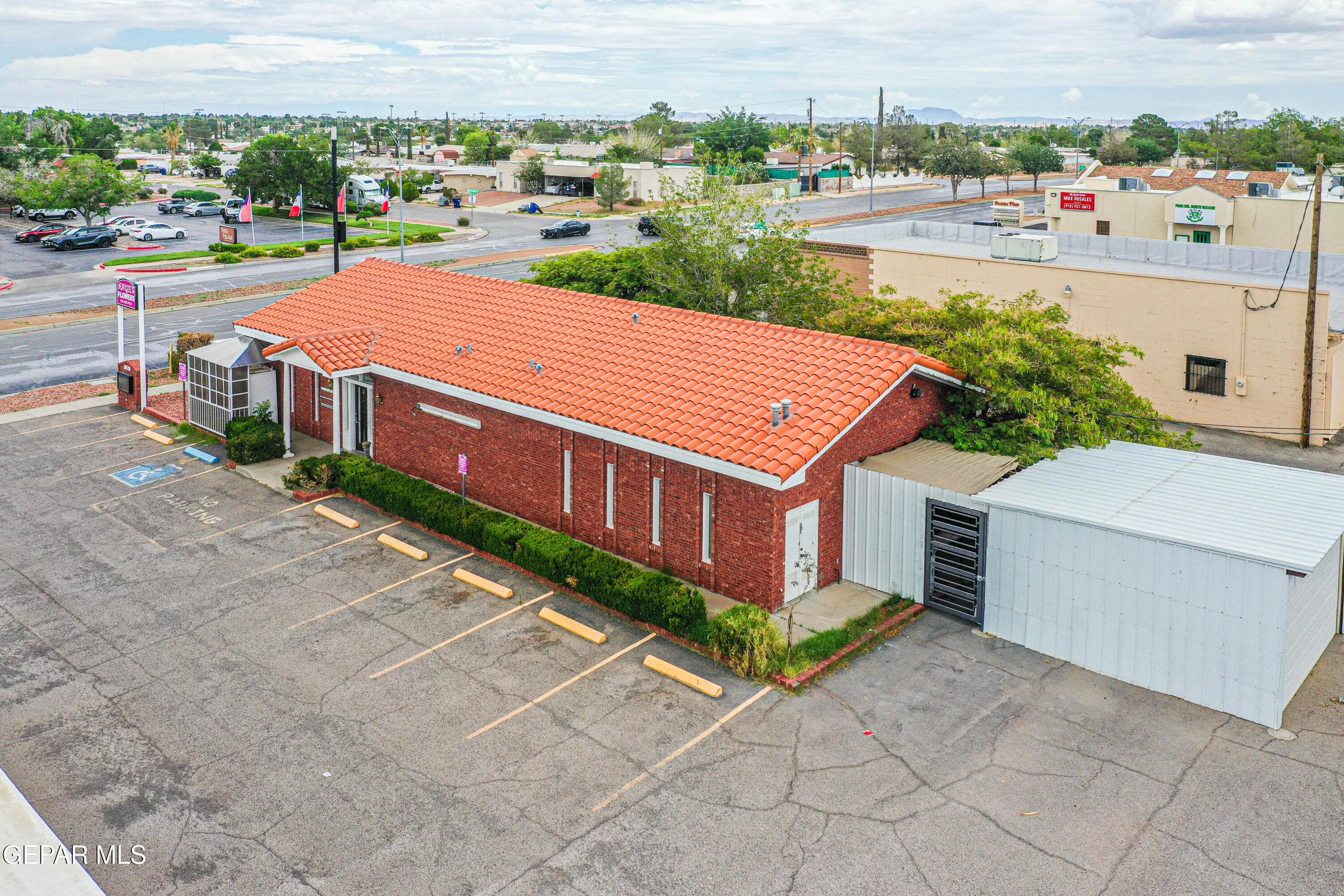 10520 MONTWOOD Drive