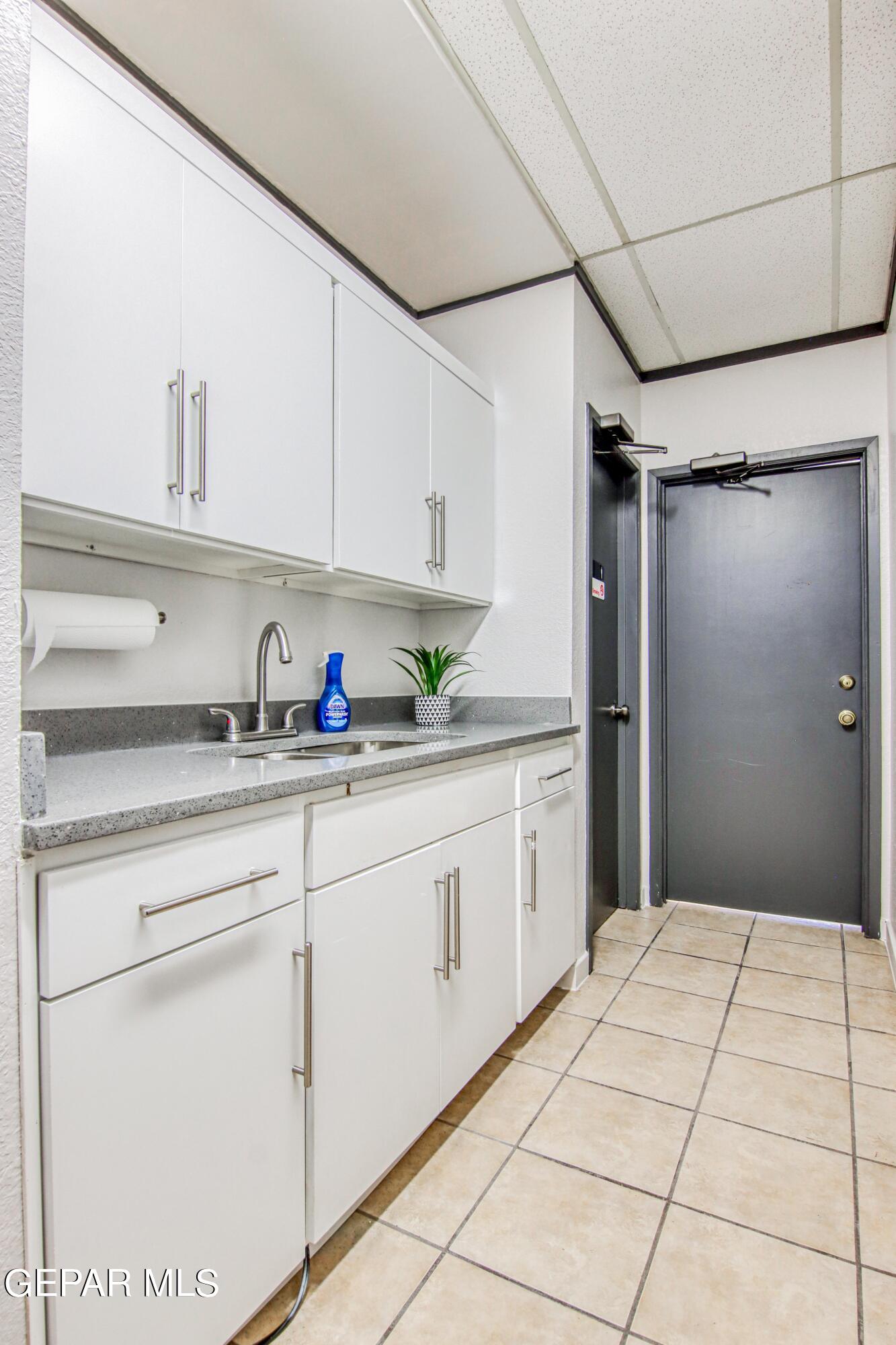 230 Thunderbird Drive P