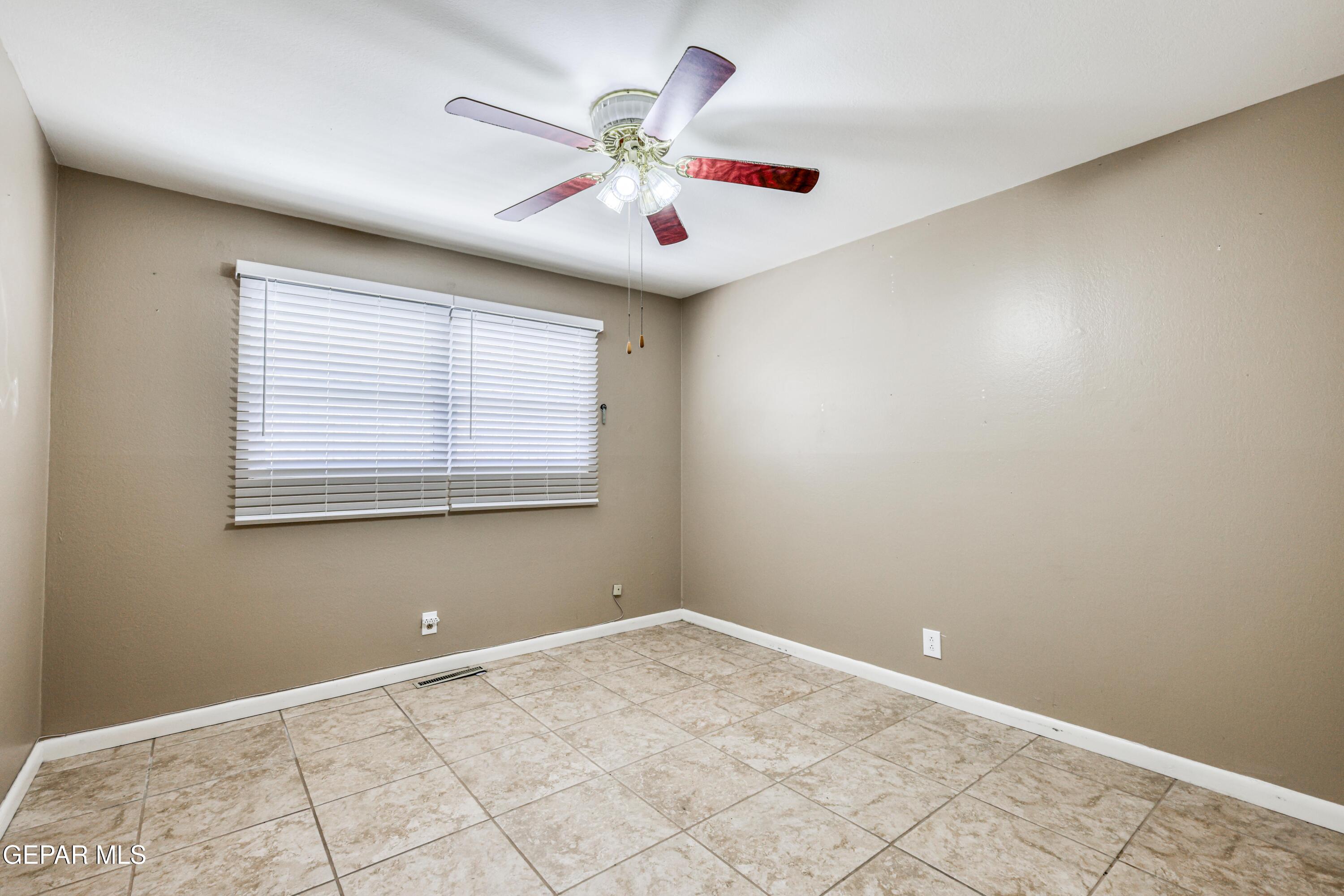 4001 LAS VEGAS Drive