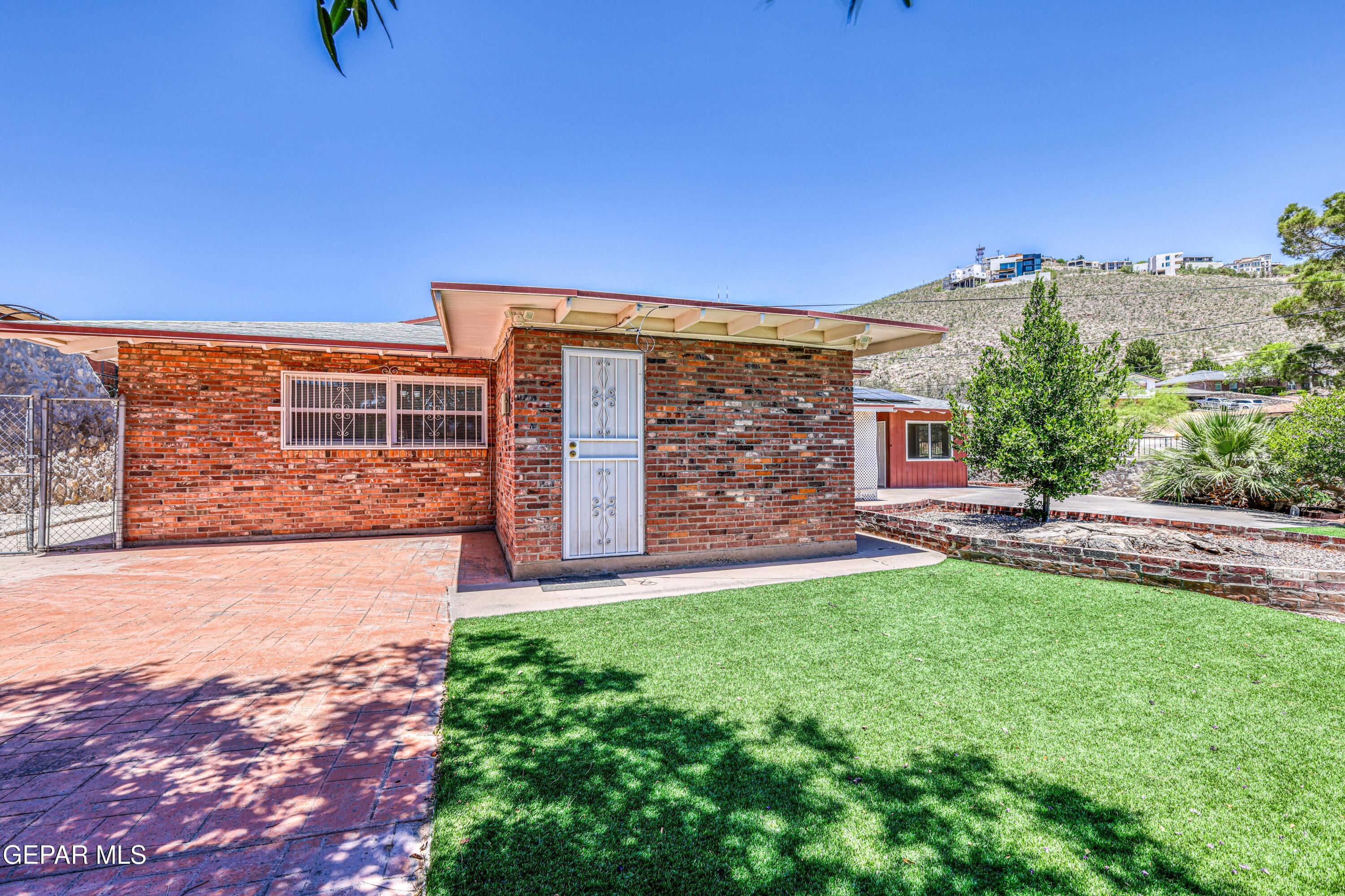 4001 LAS VEGAS Drive