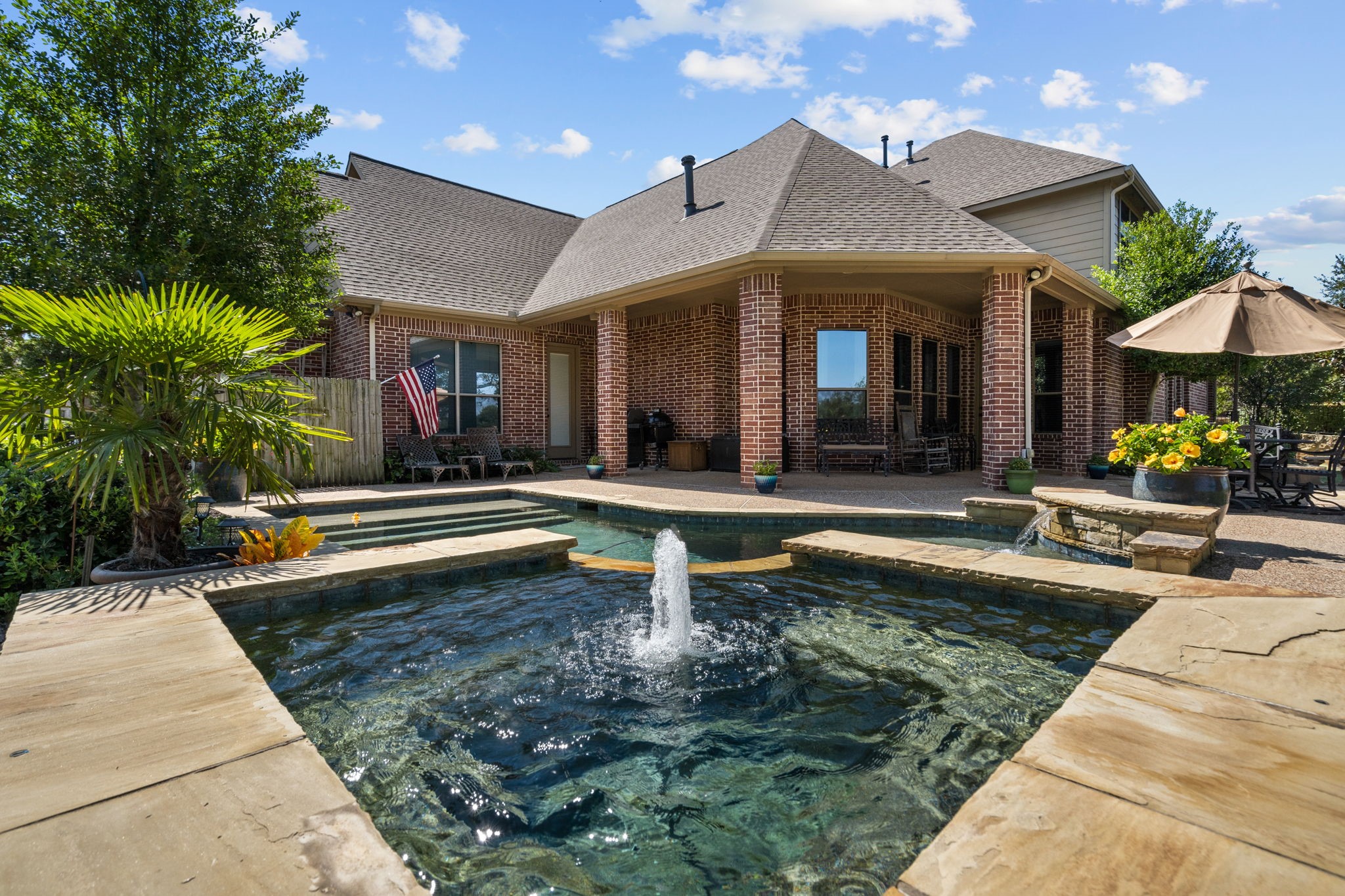 1907 Zavala Road
