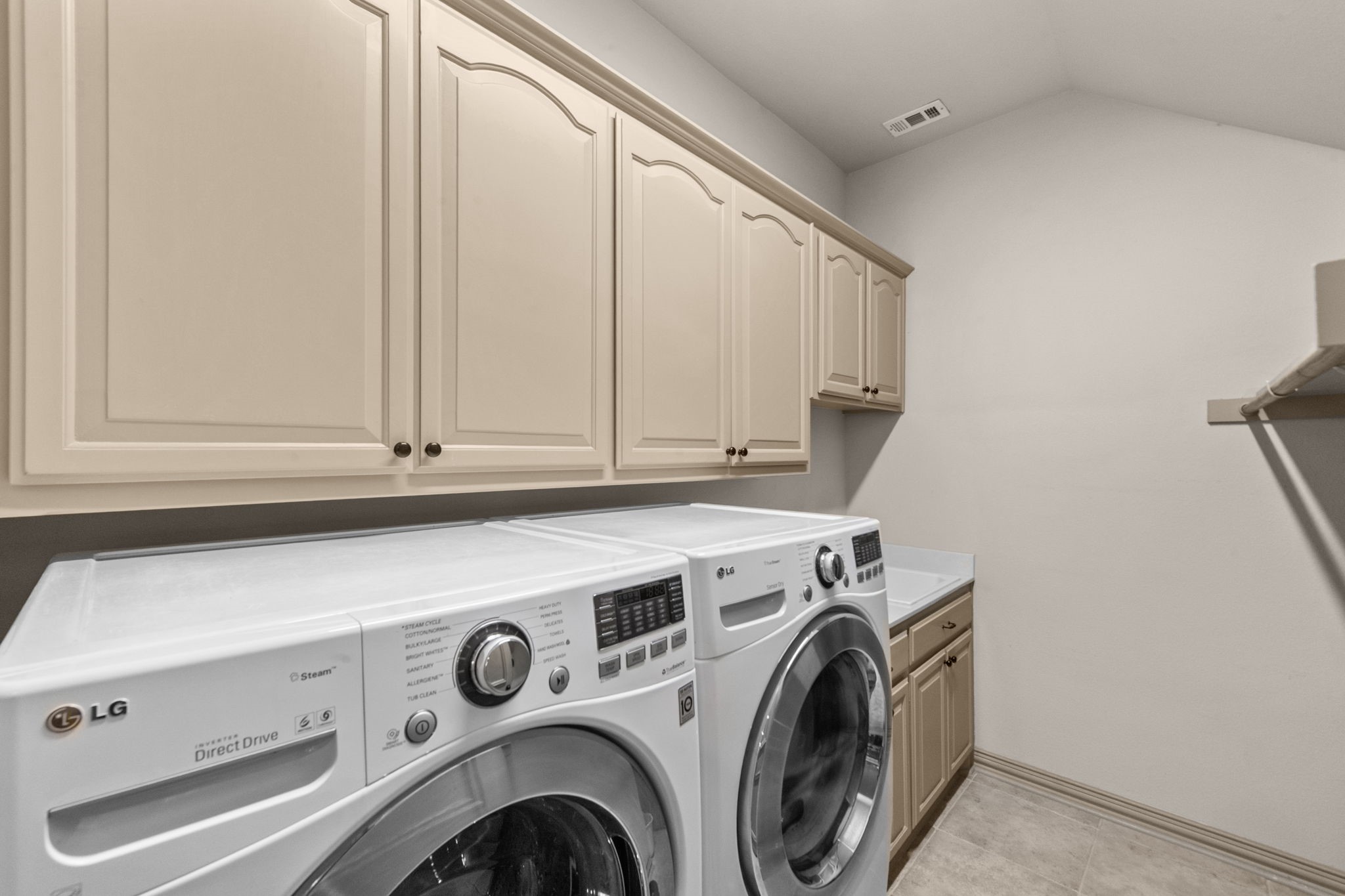 1907 Zavala Road