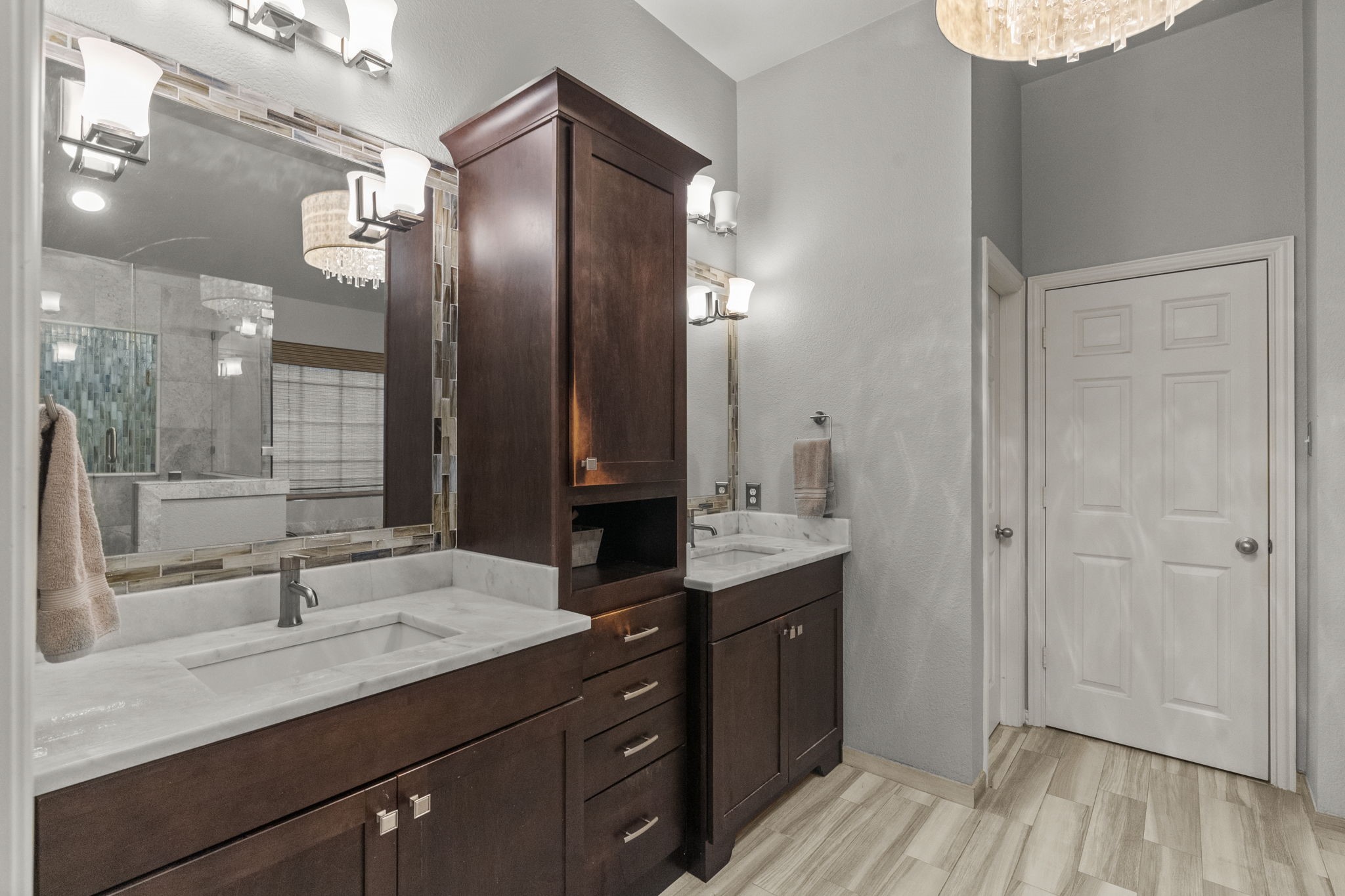 2708 Country Glen Court