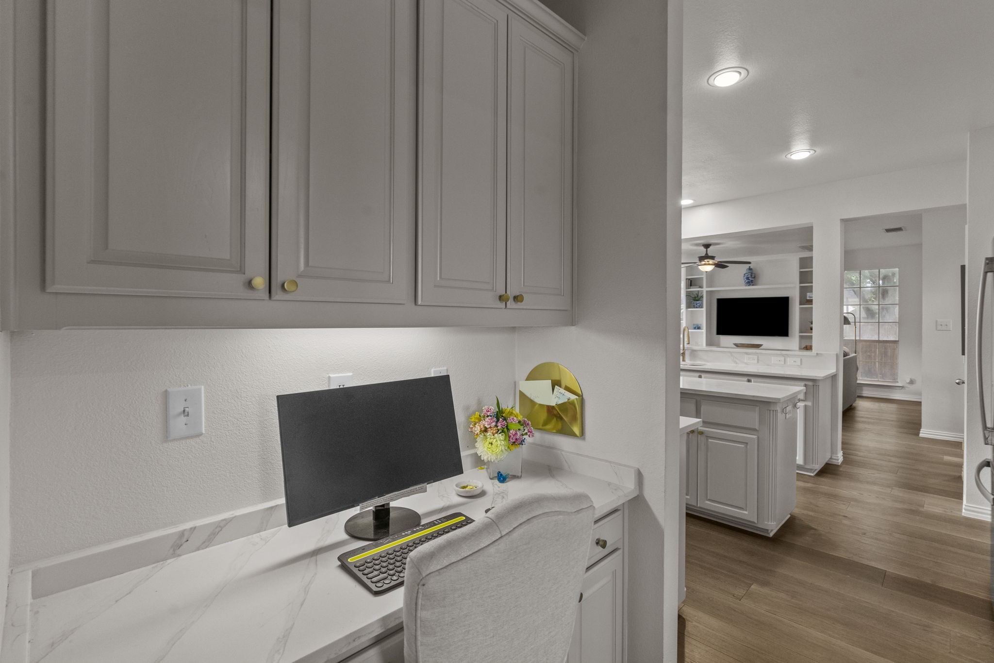 2708 Country Glen Court