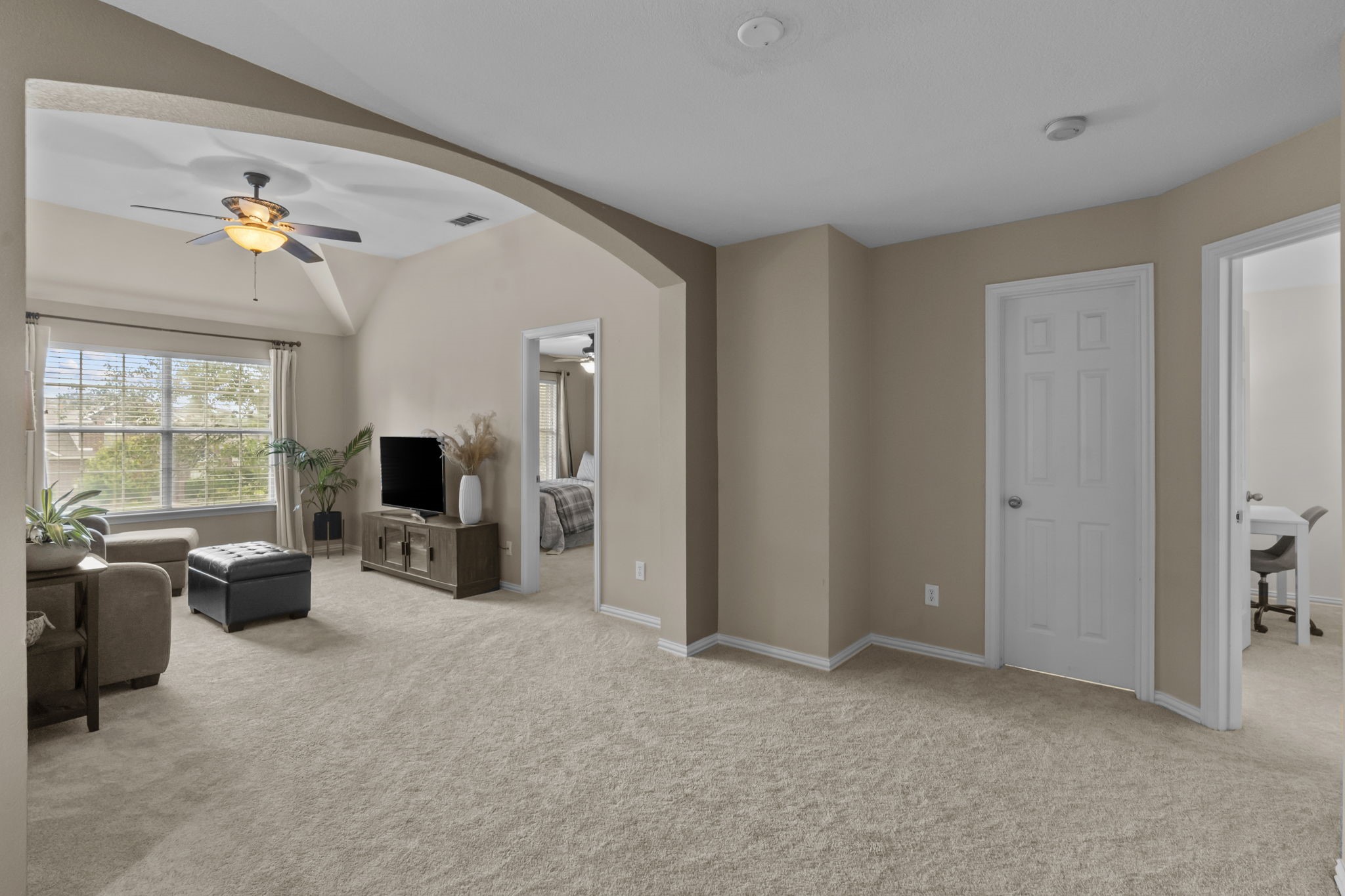 2708 Country Glen Court