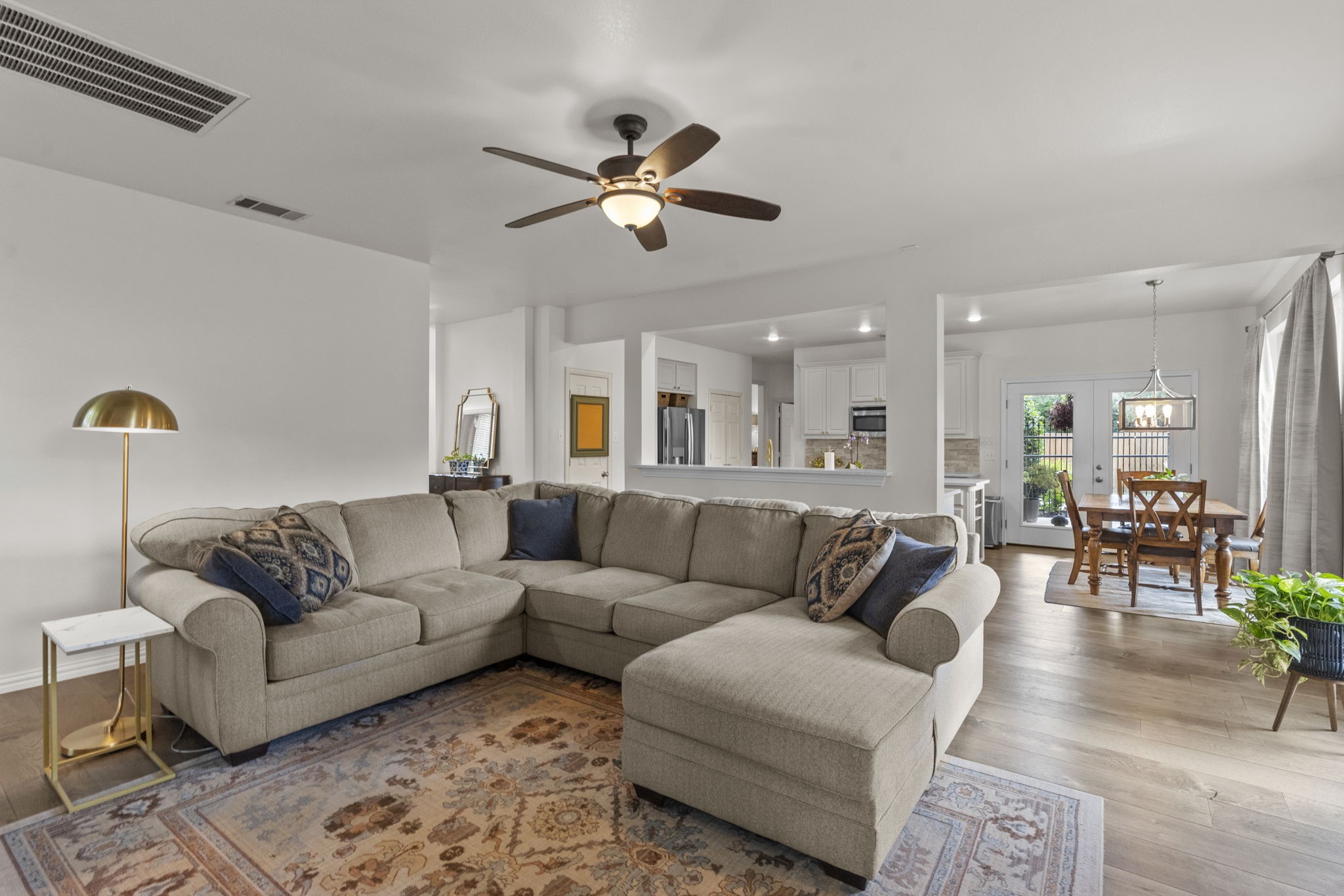 2708 Country Glen Court