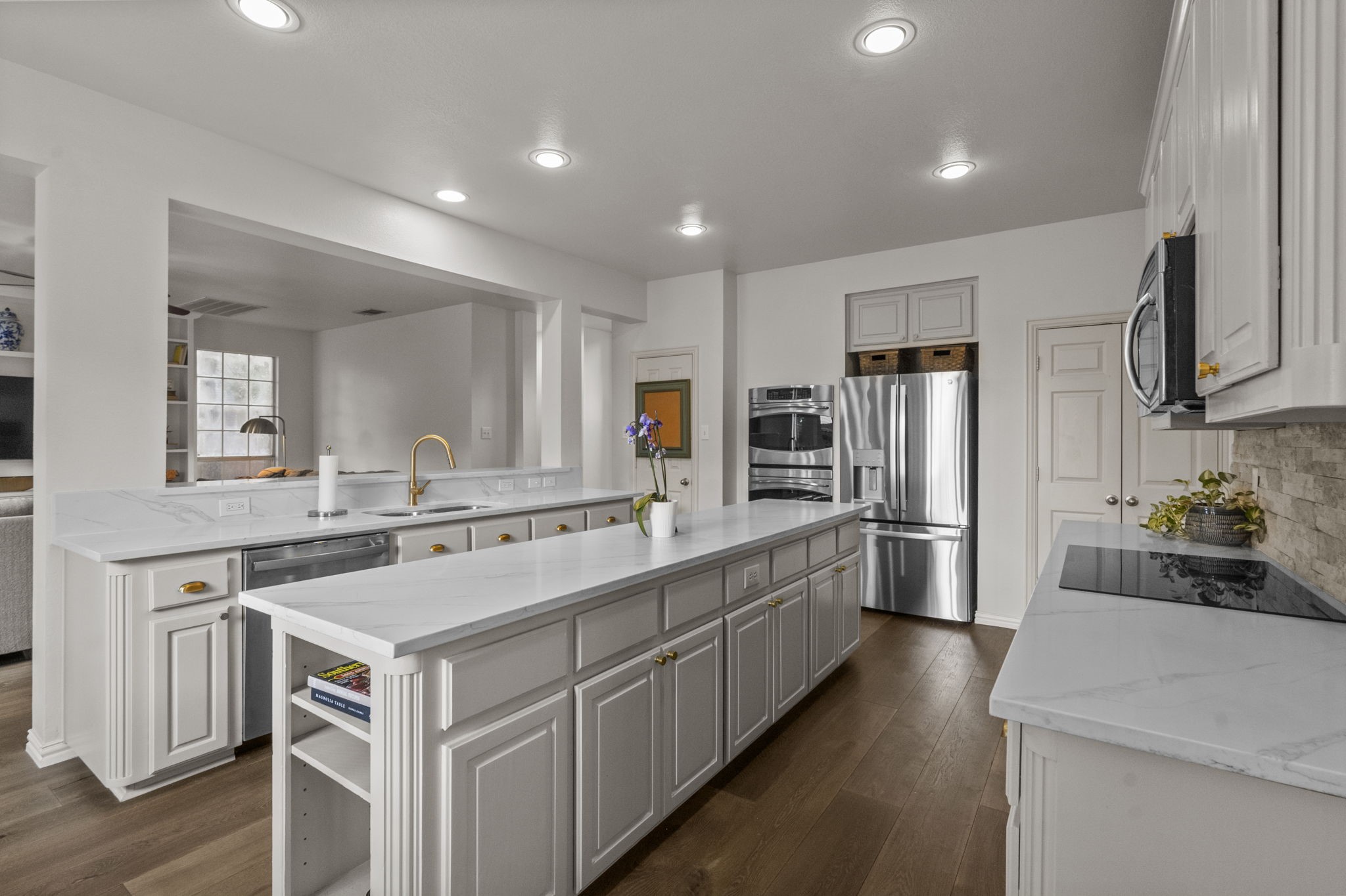 2708 Country Glen Court