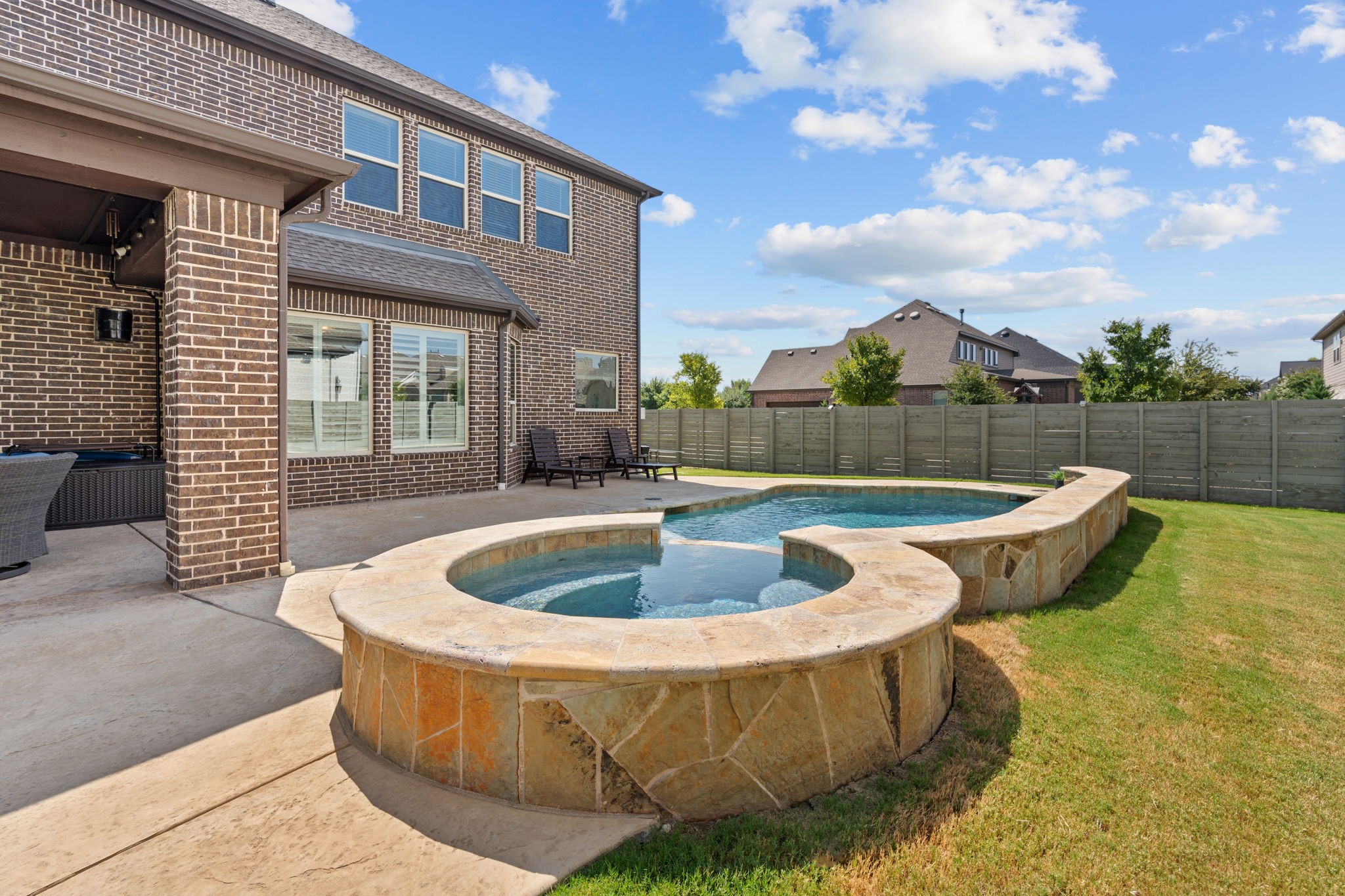 1101 Treeline Drive