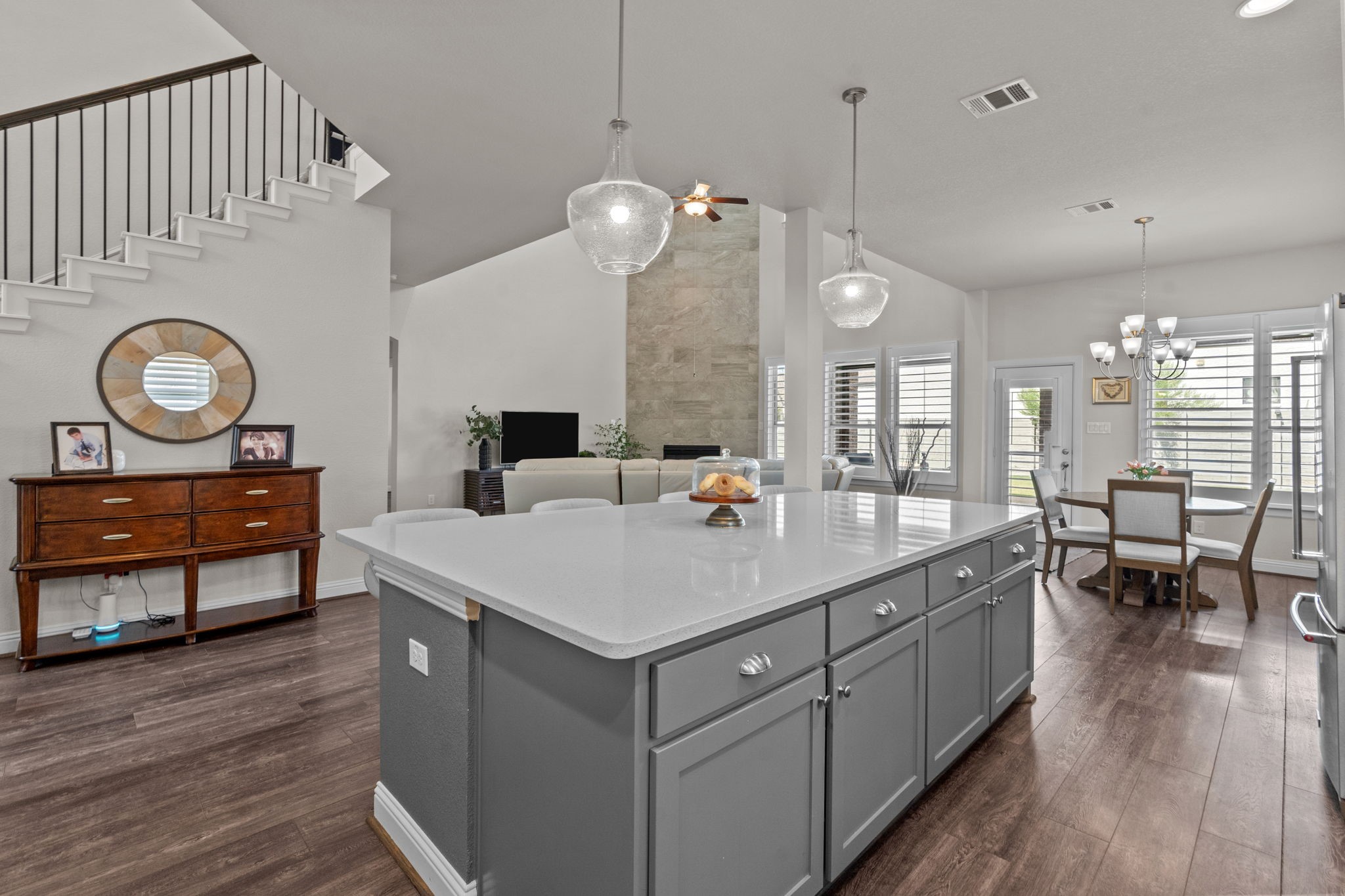 1101 Treeline Drive