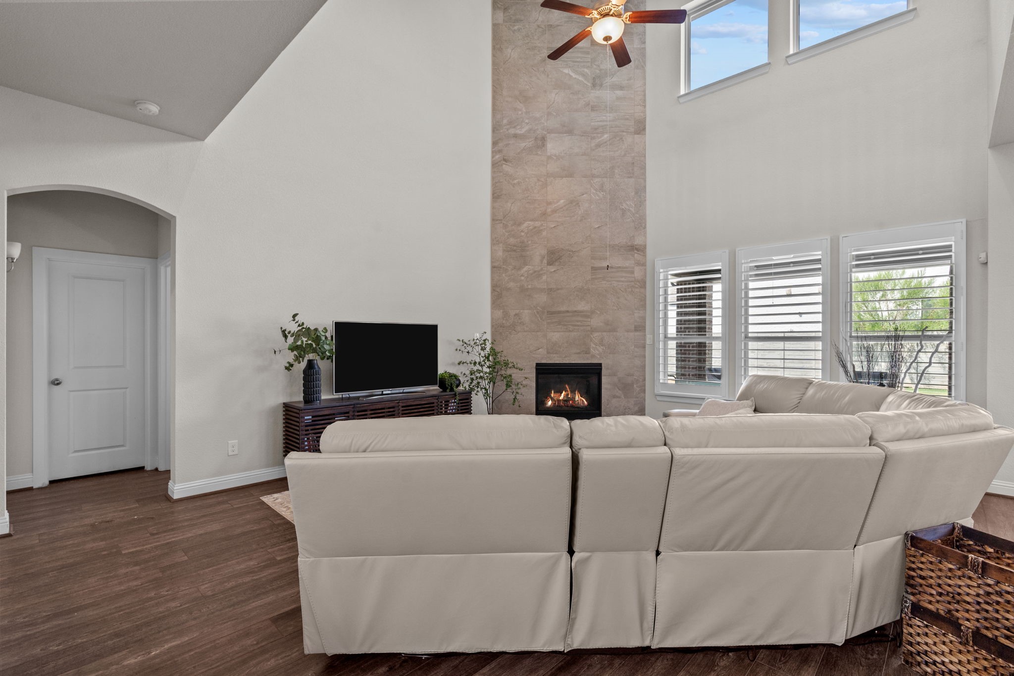 1101 Treeline Drive