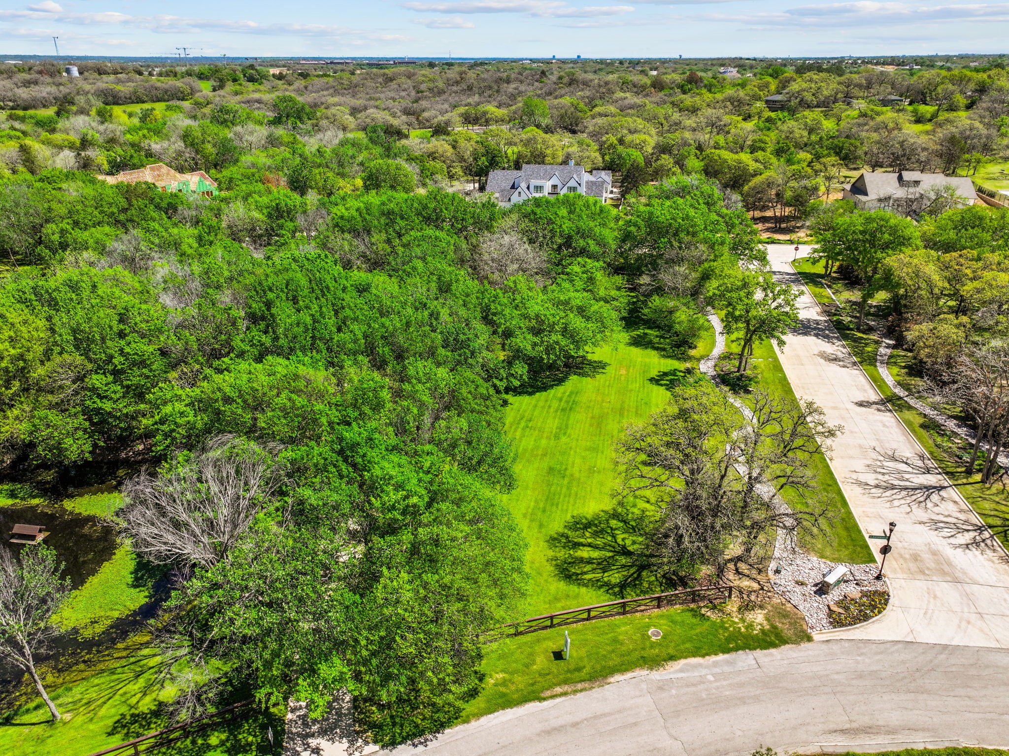 2131 Ravenwood Drive