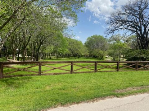 2131 Ravenwood Drive