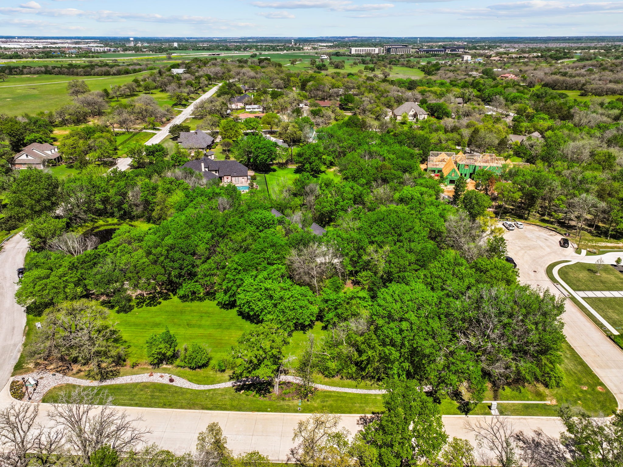 2131 Ravenwood Drive