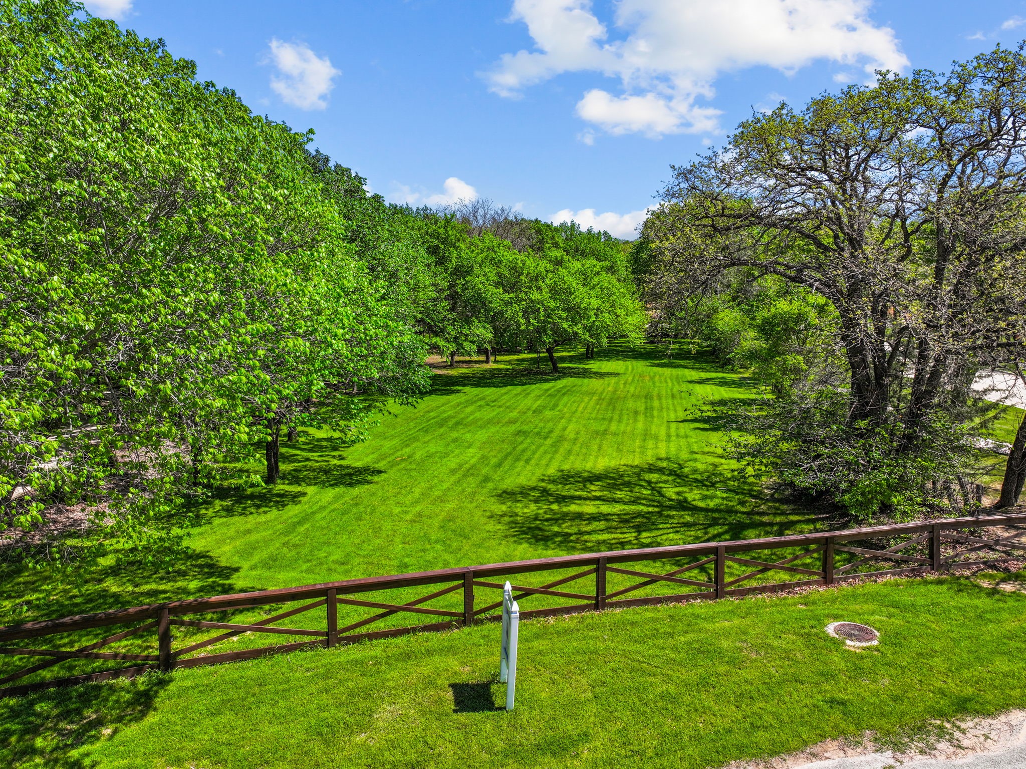 2131 Ravenwood Drive