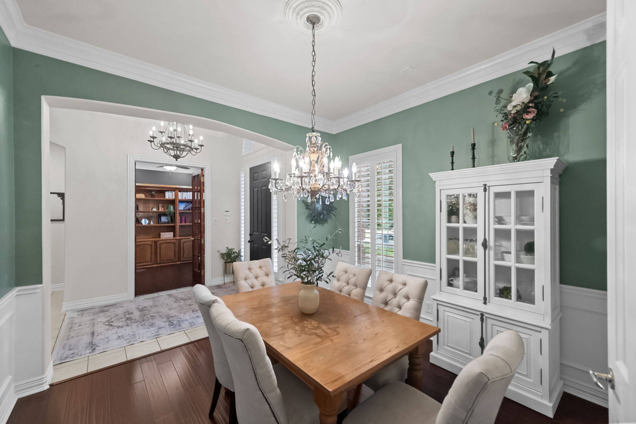 813 Edgewood Drive