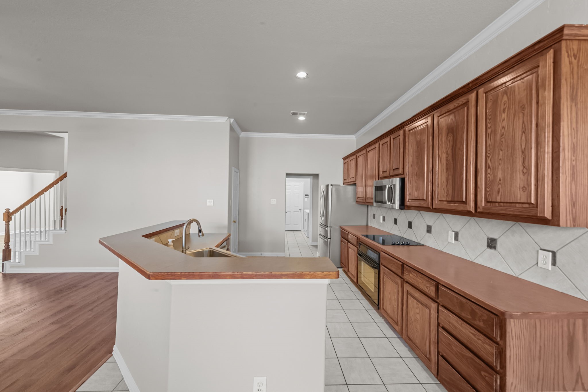2011 Deer Path Court