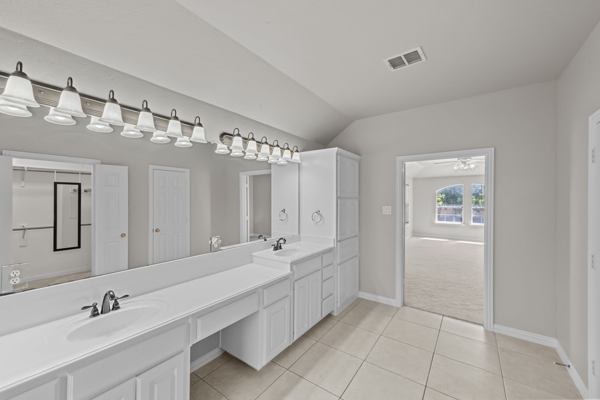 2011 Deer Path Court