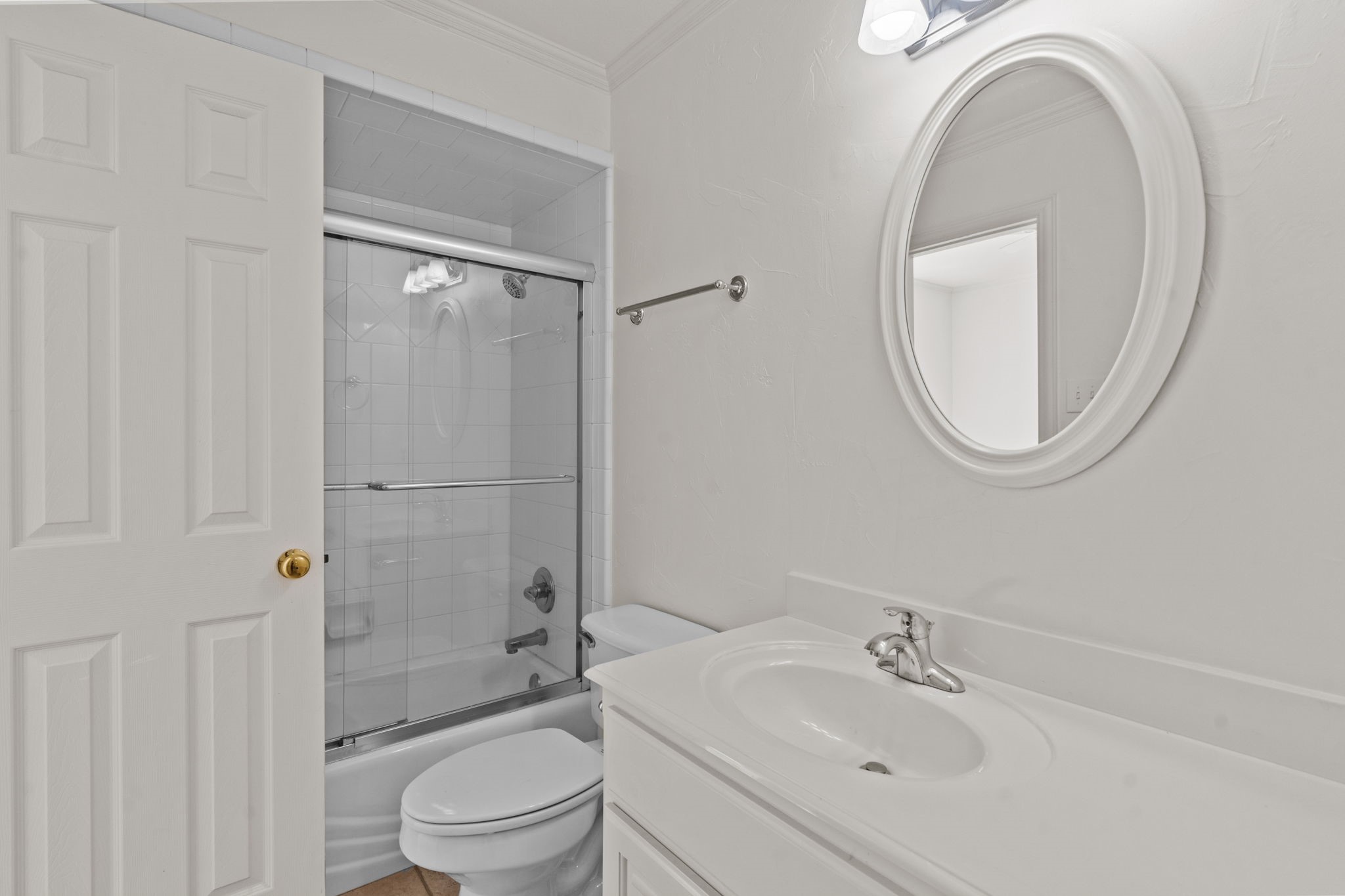 1617 Crestwood Trail