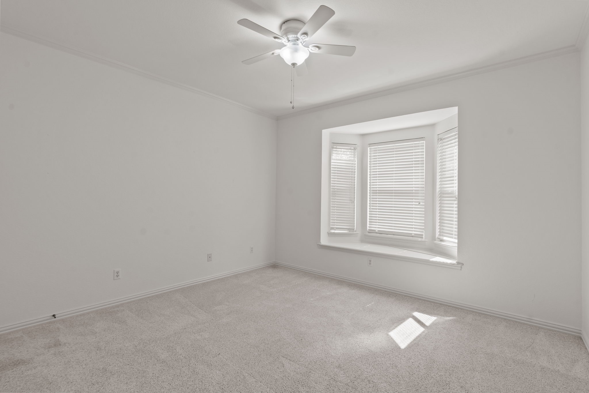 1617 Crestwood Trail