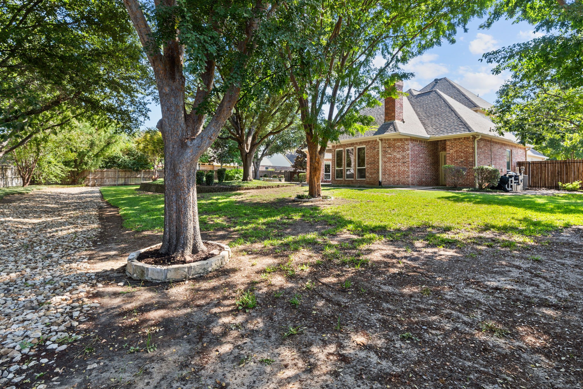 1617 Crestwood Trail