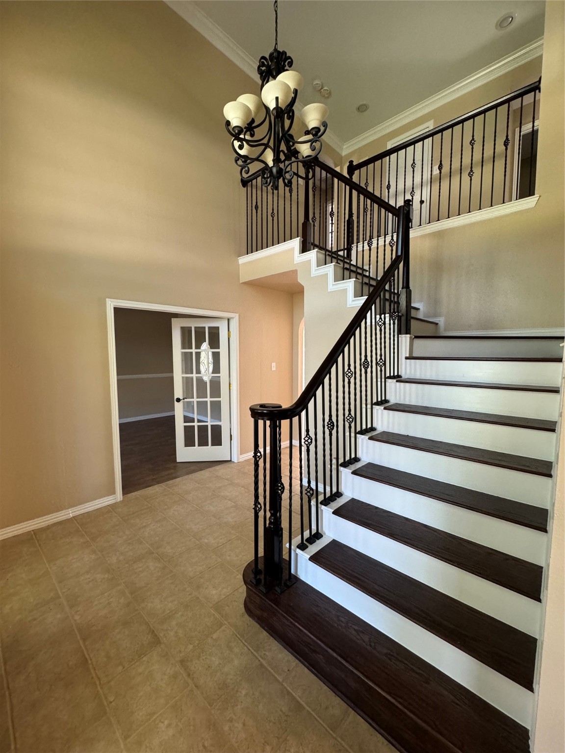 110 E Chapel Downs Drive