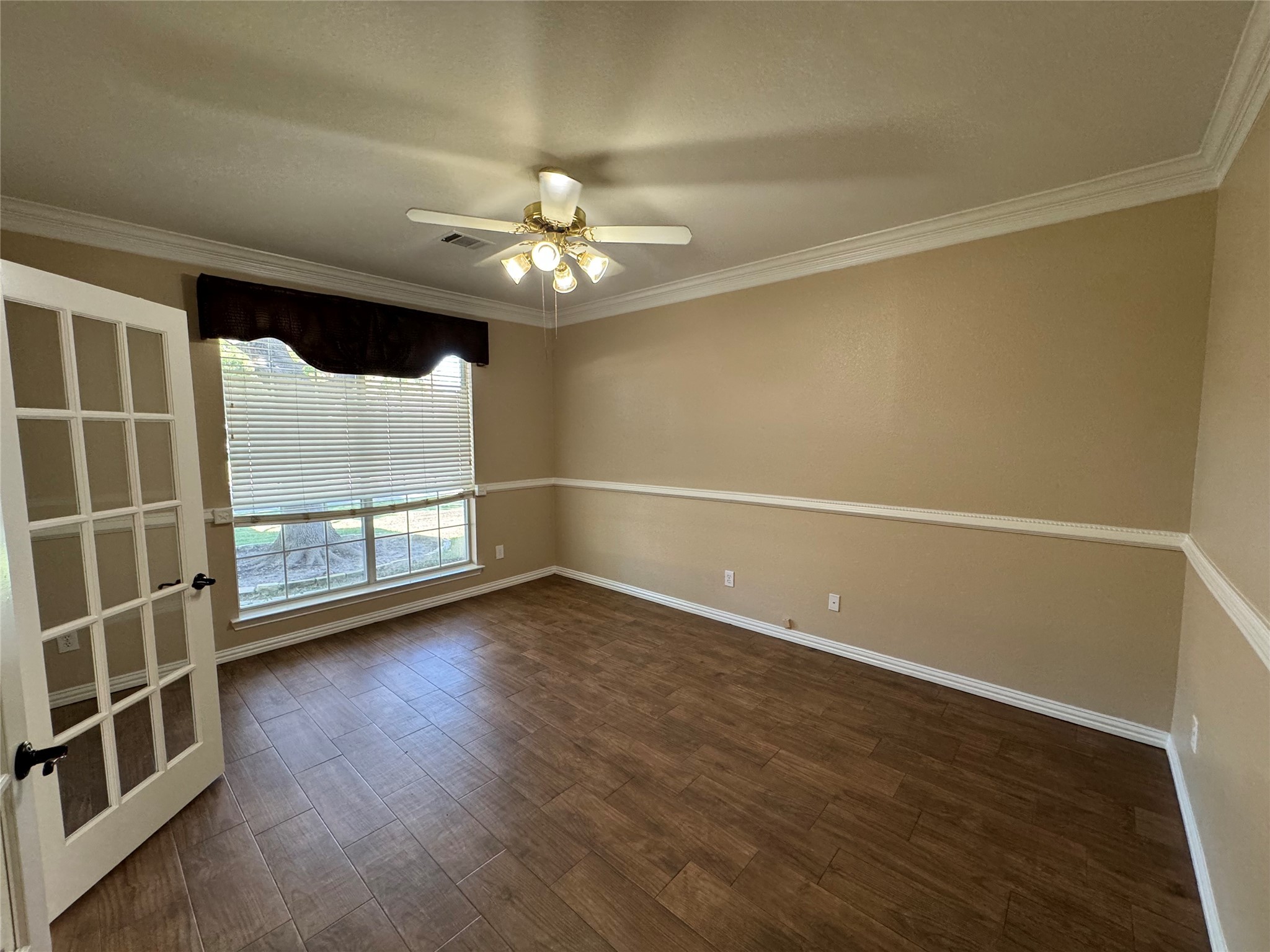 110 E Chapel Downs Drive