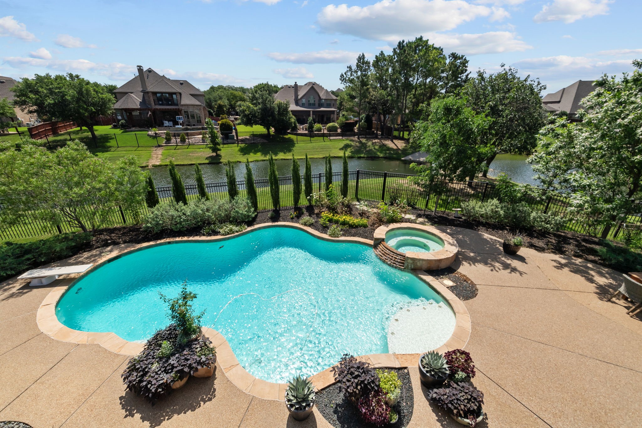 416 Northshore Court