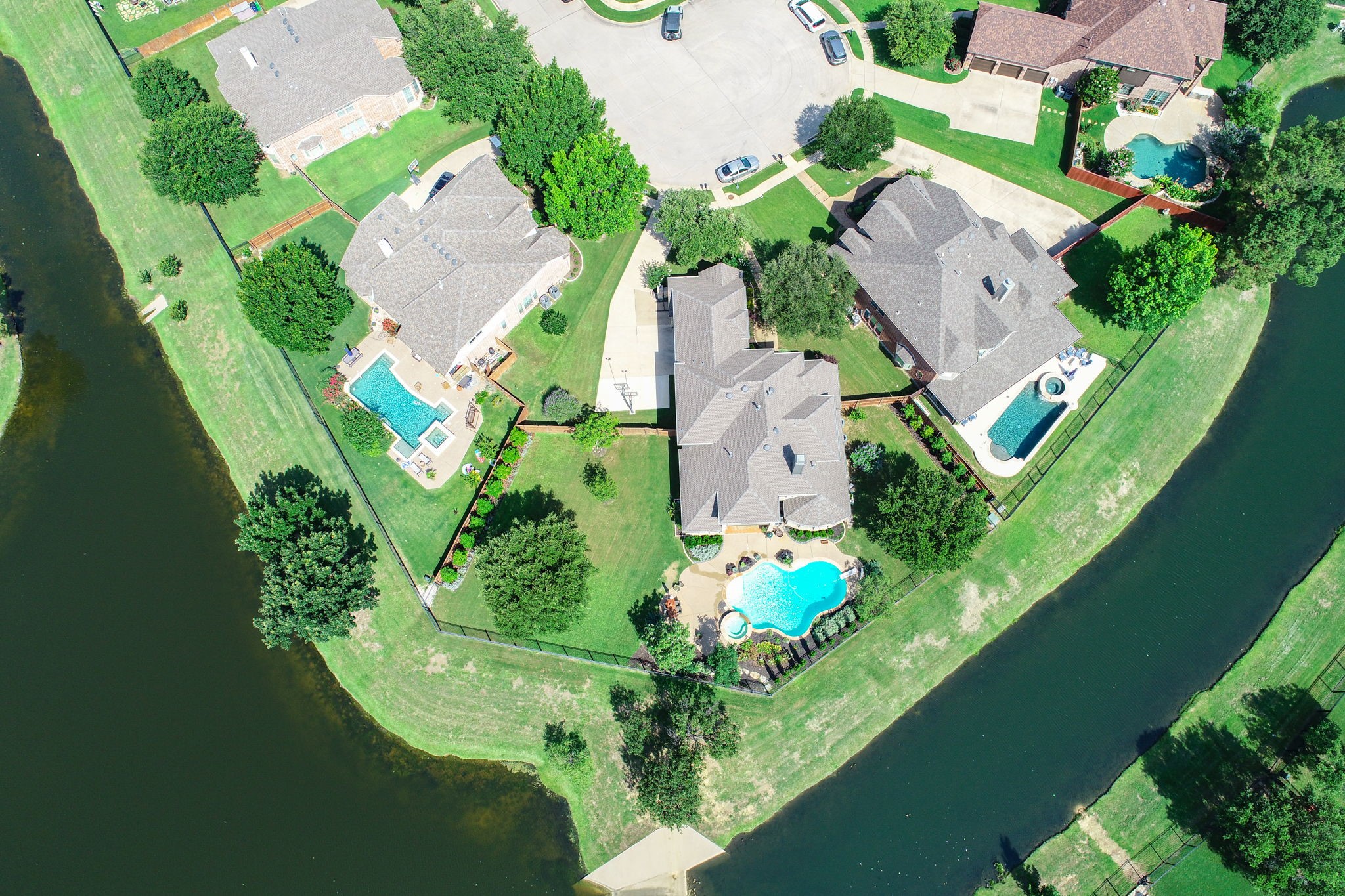 416 Northshore Court