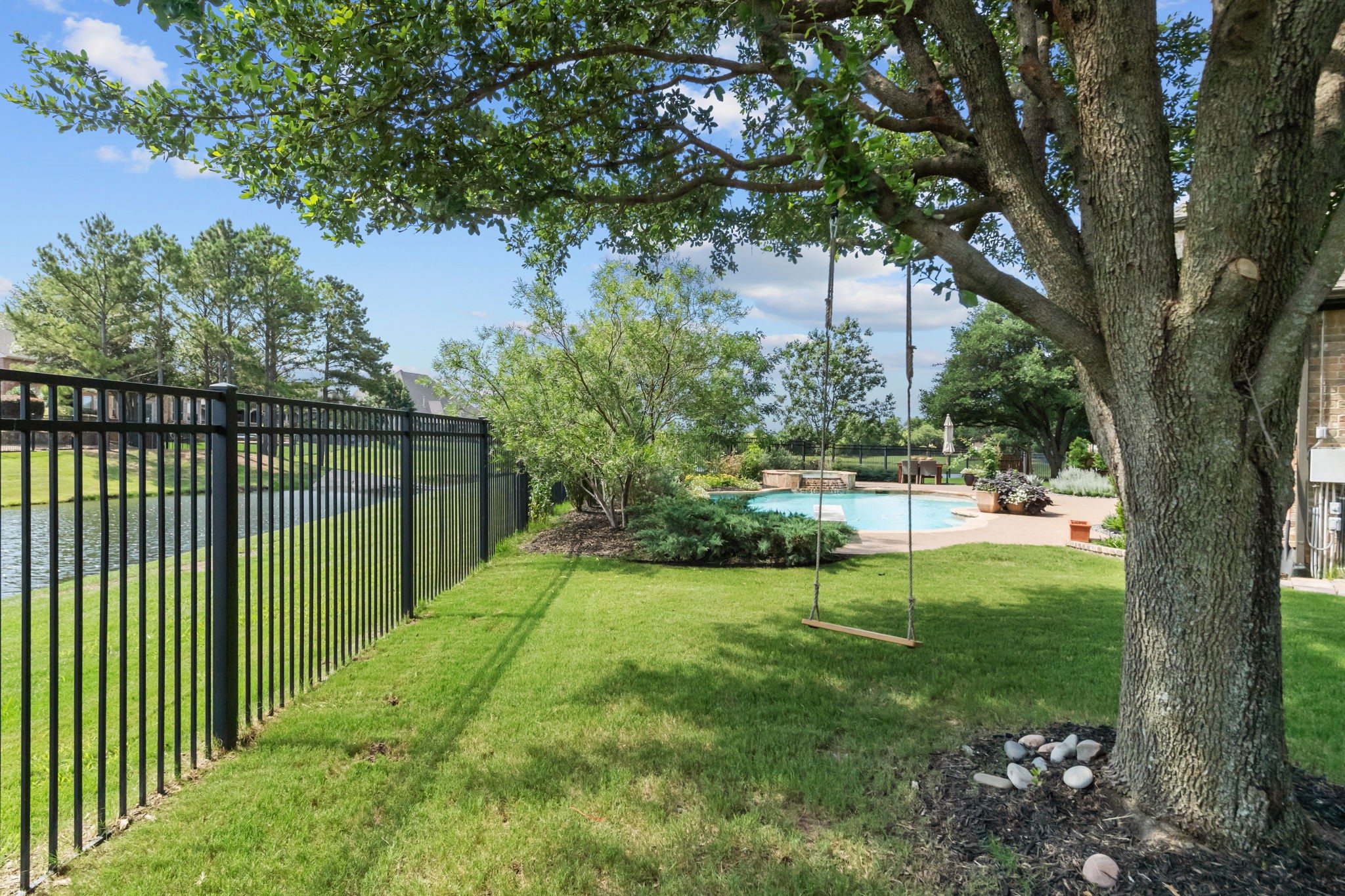 416 Northshore Court