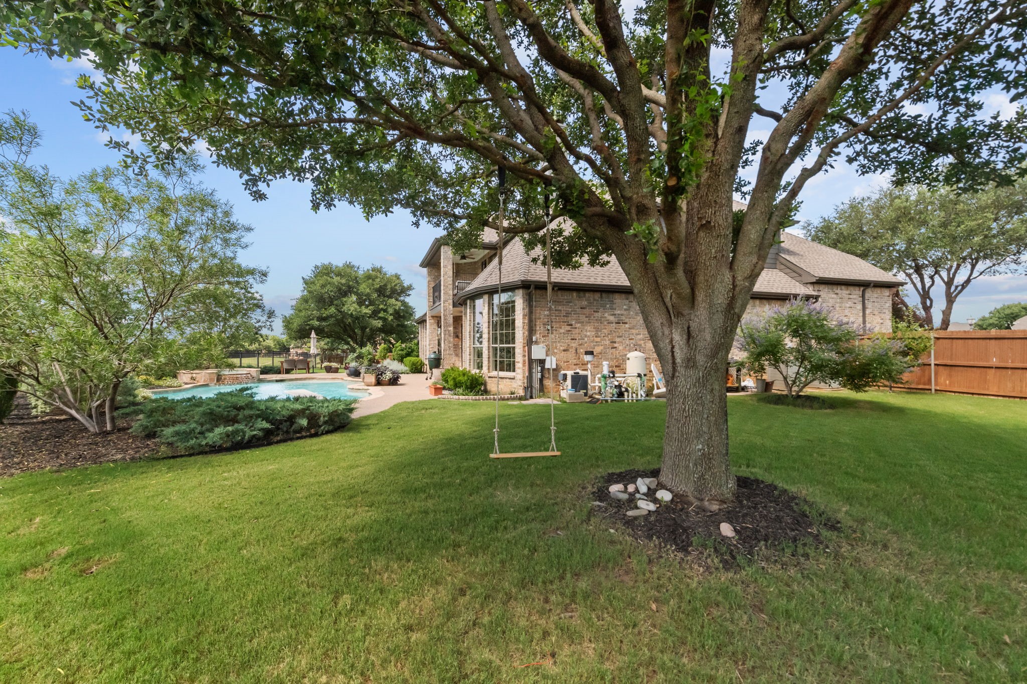 416 Northshore Court