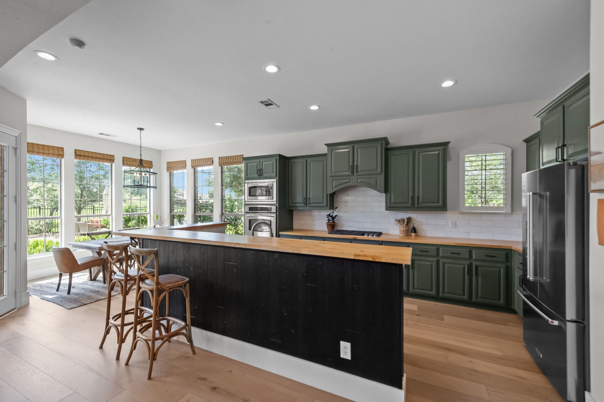 416 Northshore Court