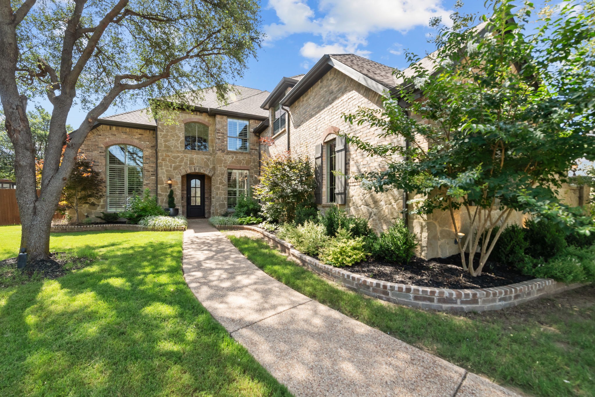 416 Northshore Court