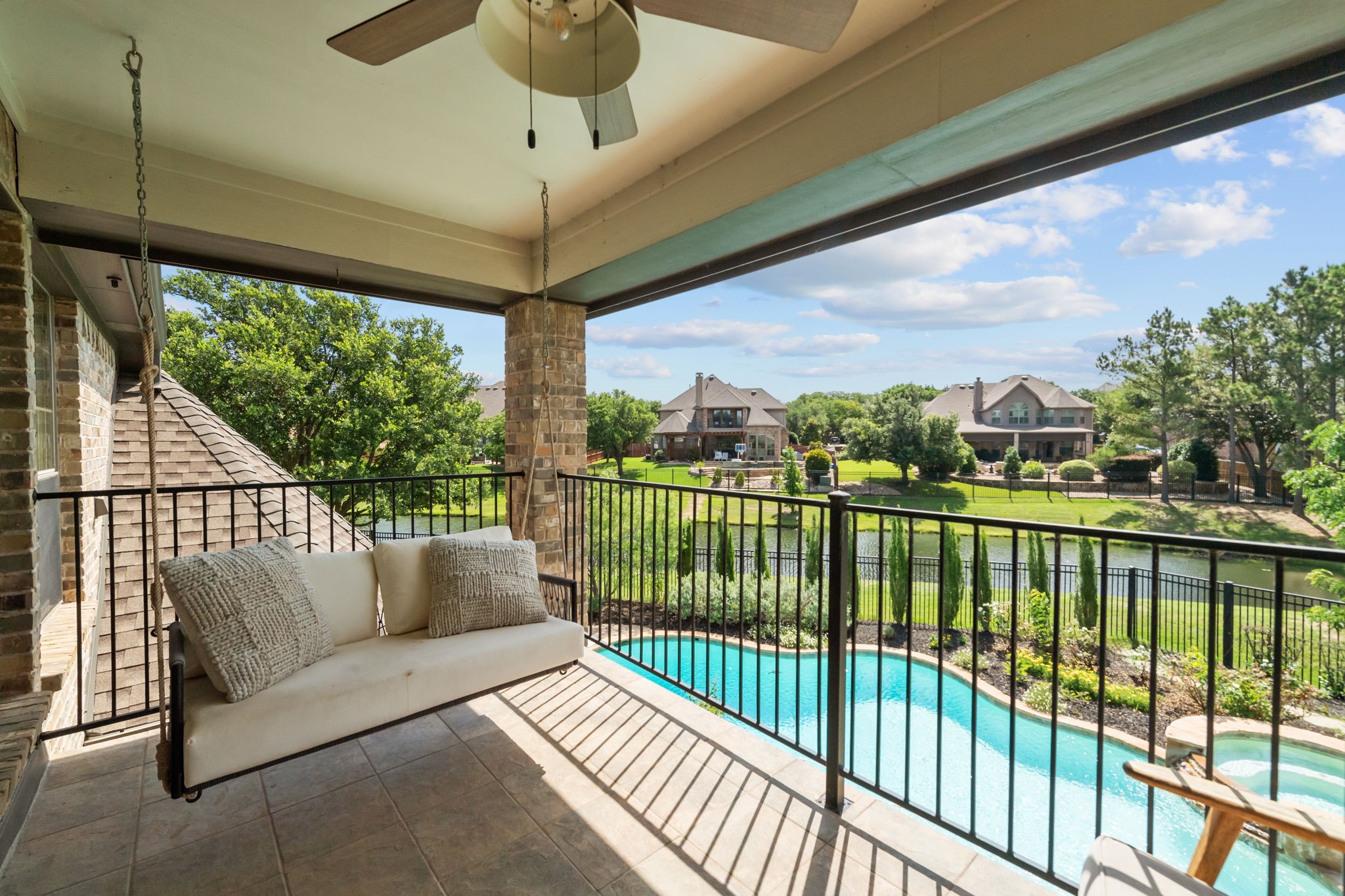 416 Northshore Court