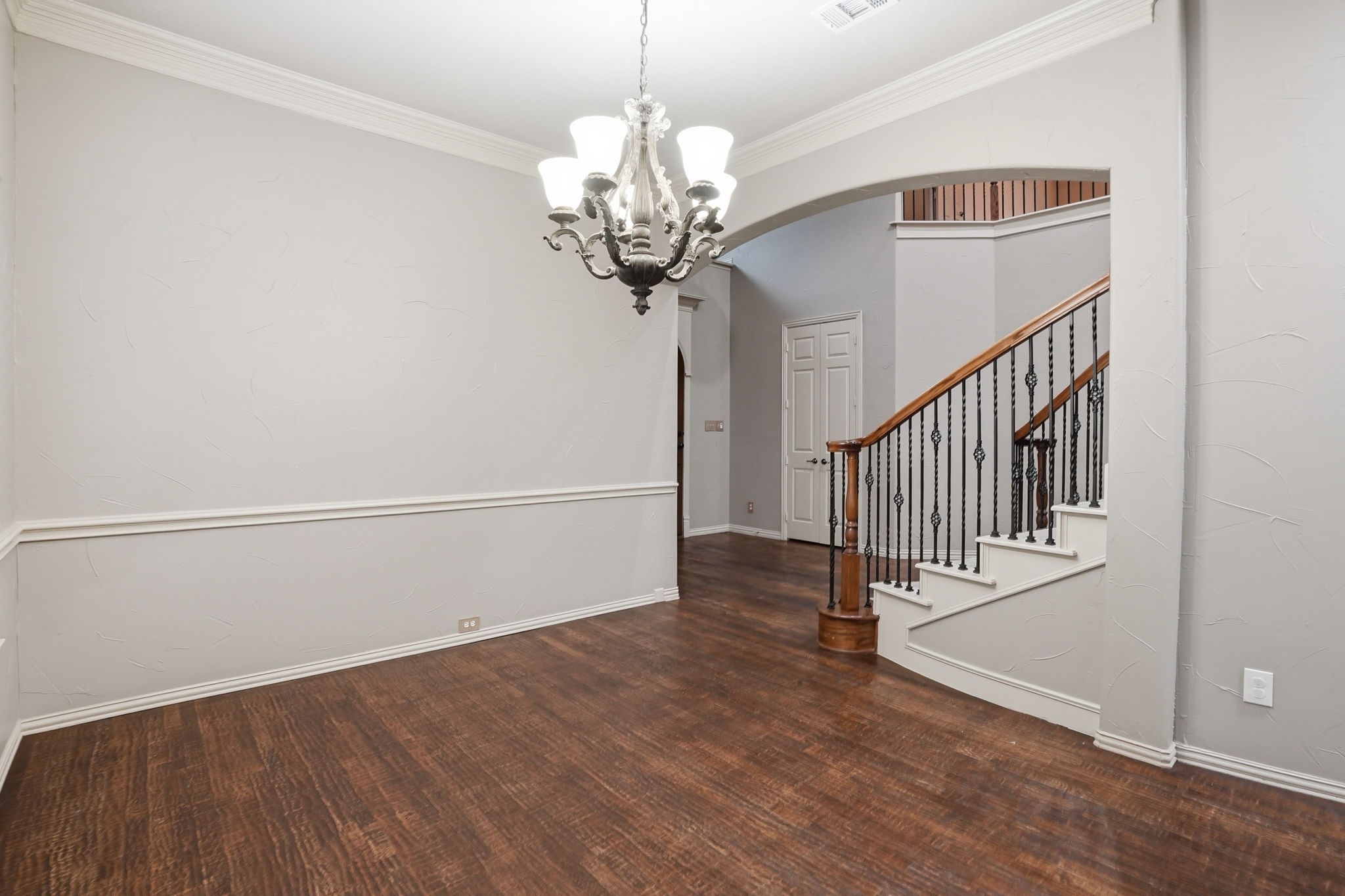 815 Sandy Trail