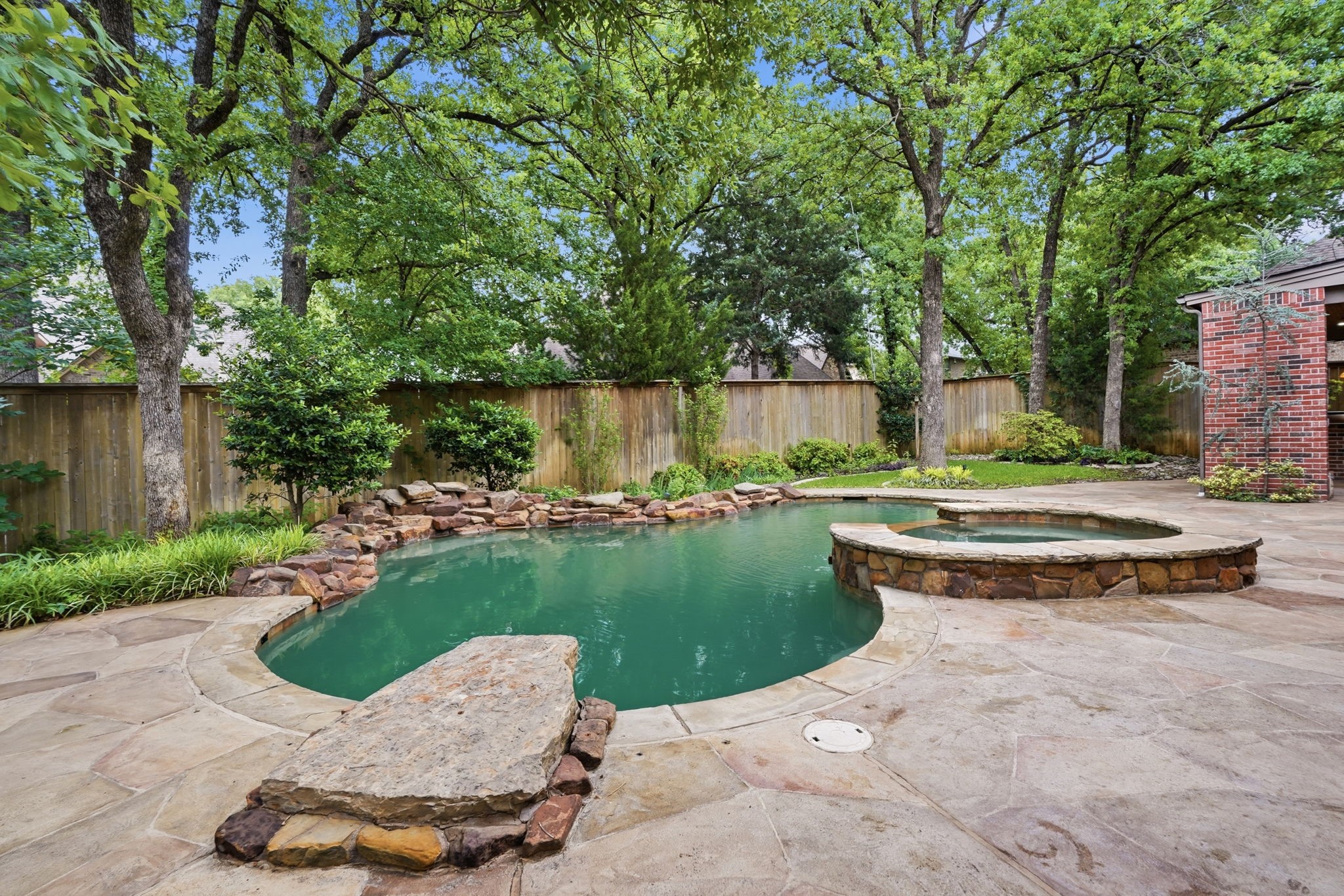 815 Sandy Trail