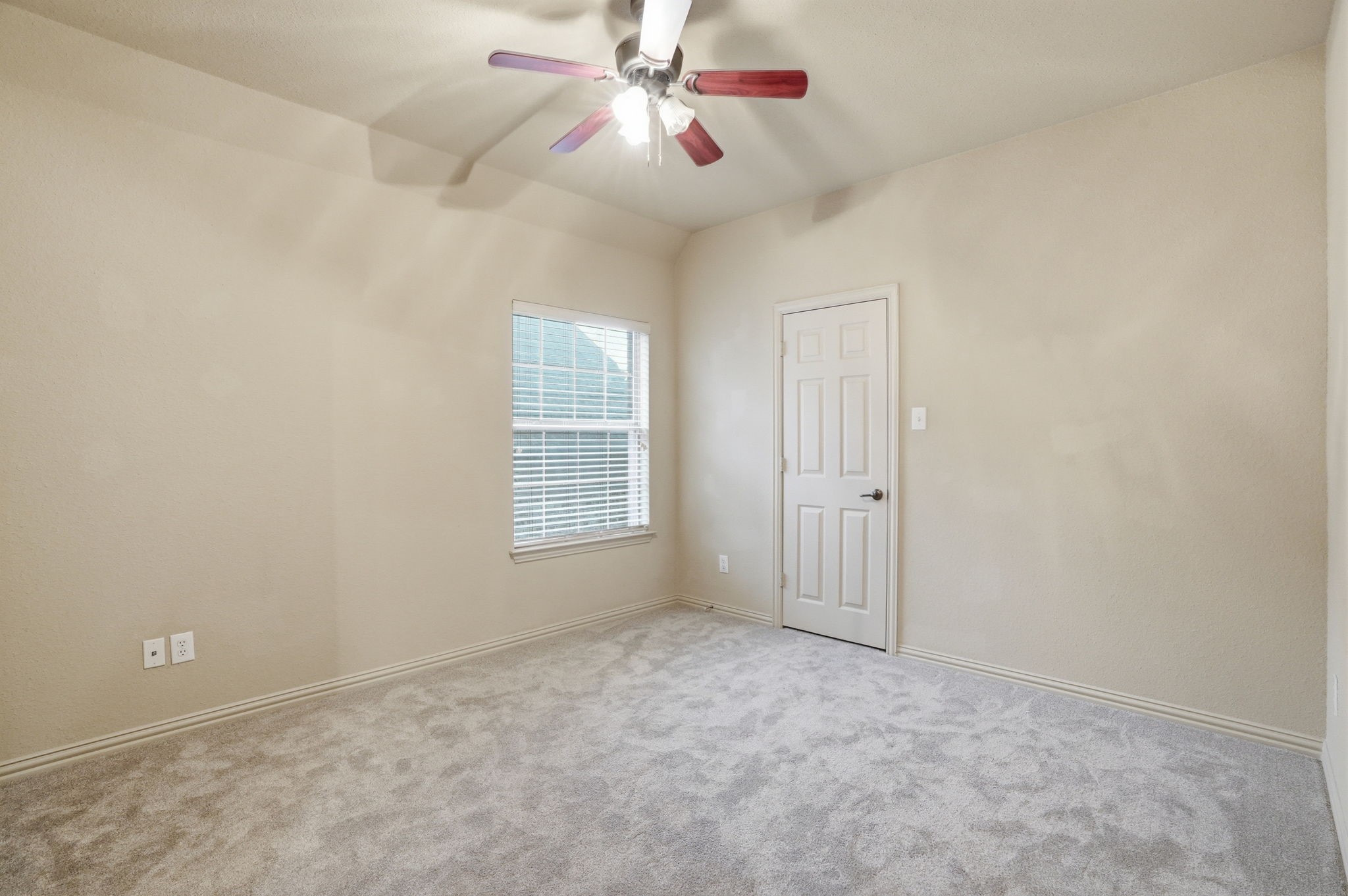 815 Sandy Trail
