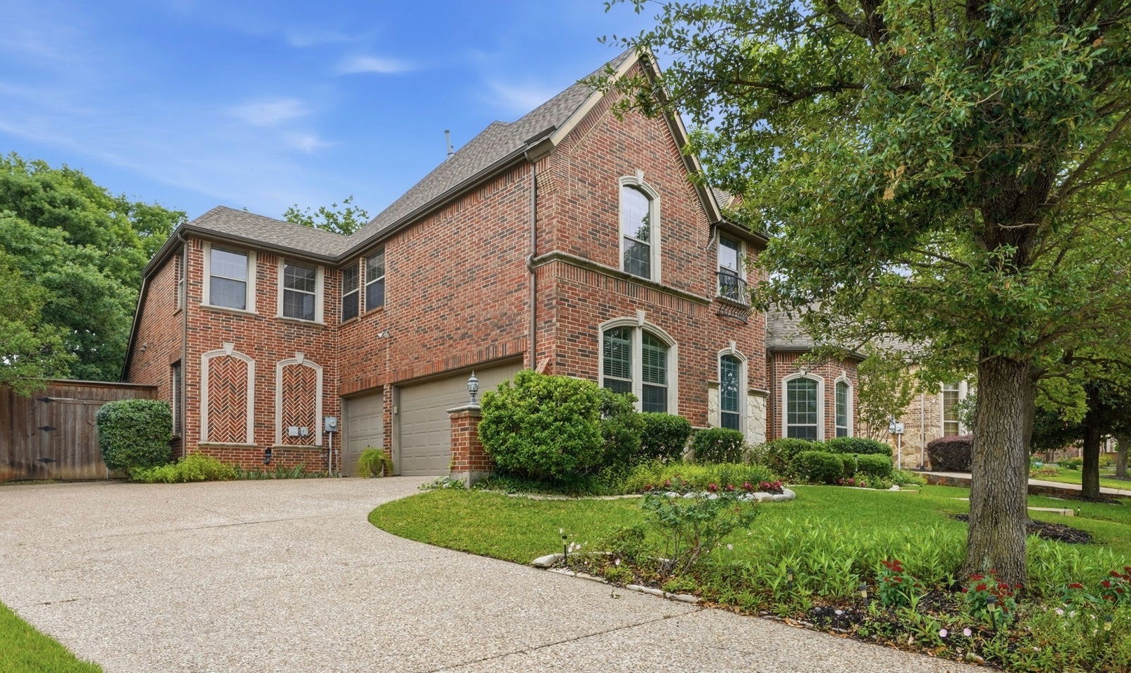 815 Sandy Trail