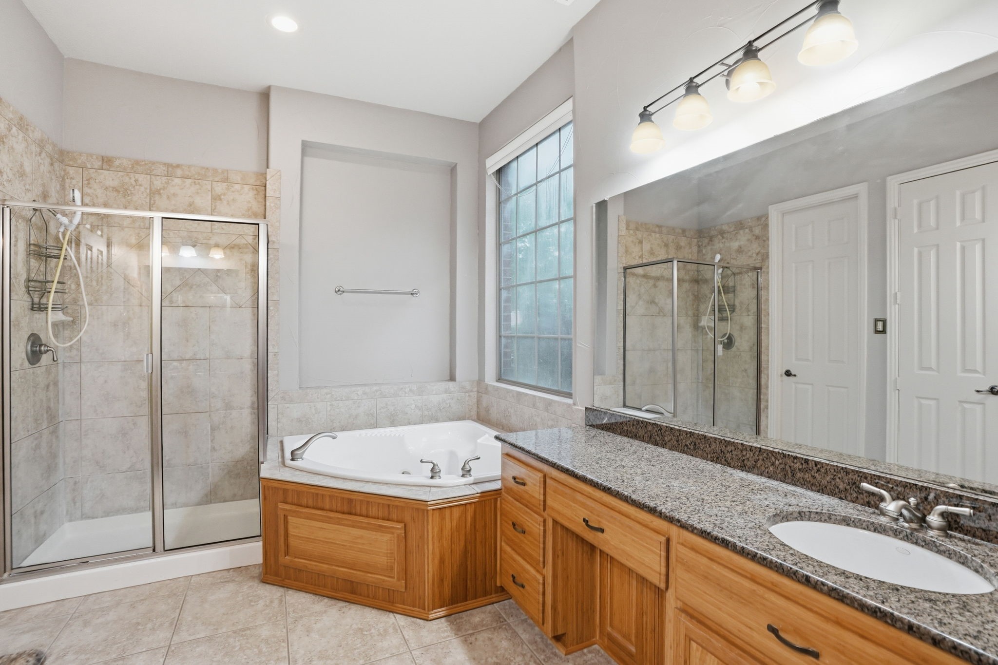 815 Sandy Trail