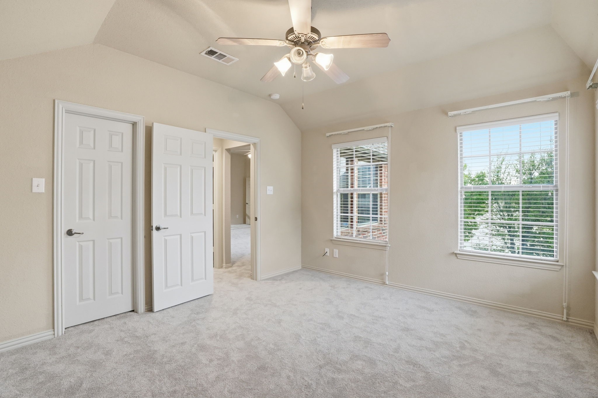 815 Sandy Trail