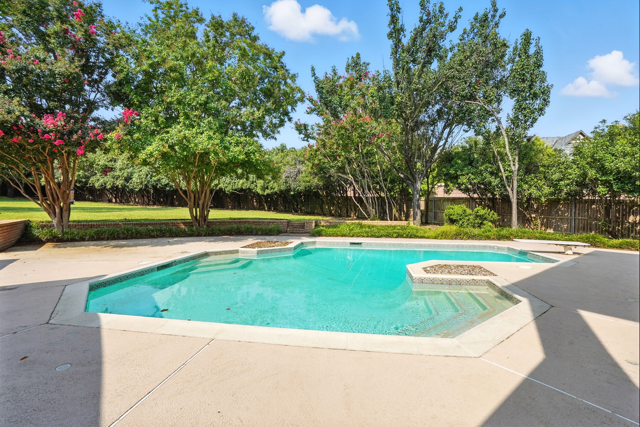 7200 Belle Meade Drive