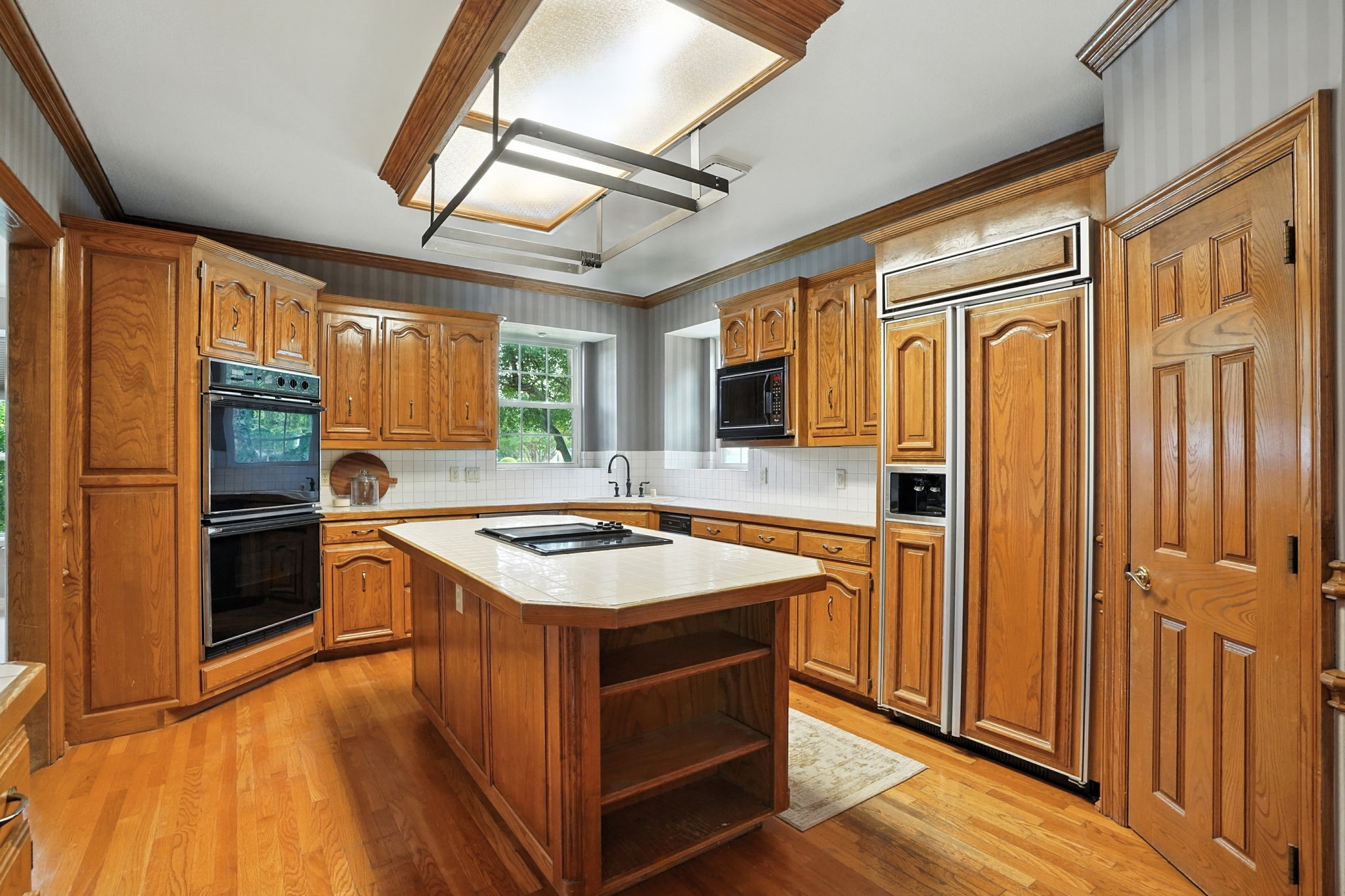 7200 Belle Meade Drive