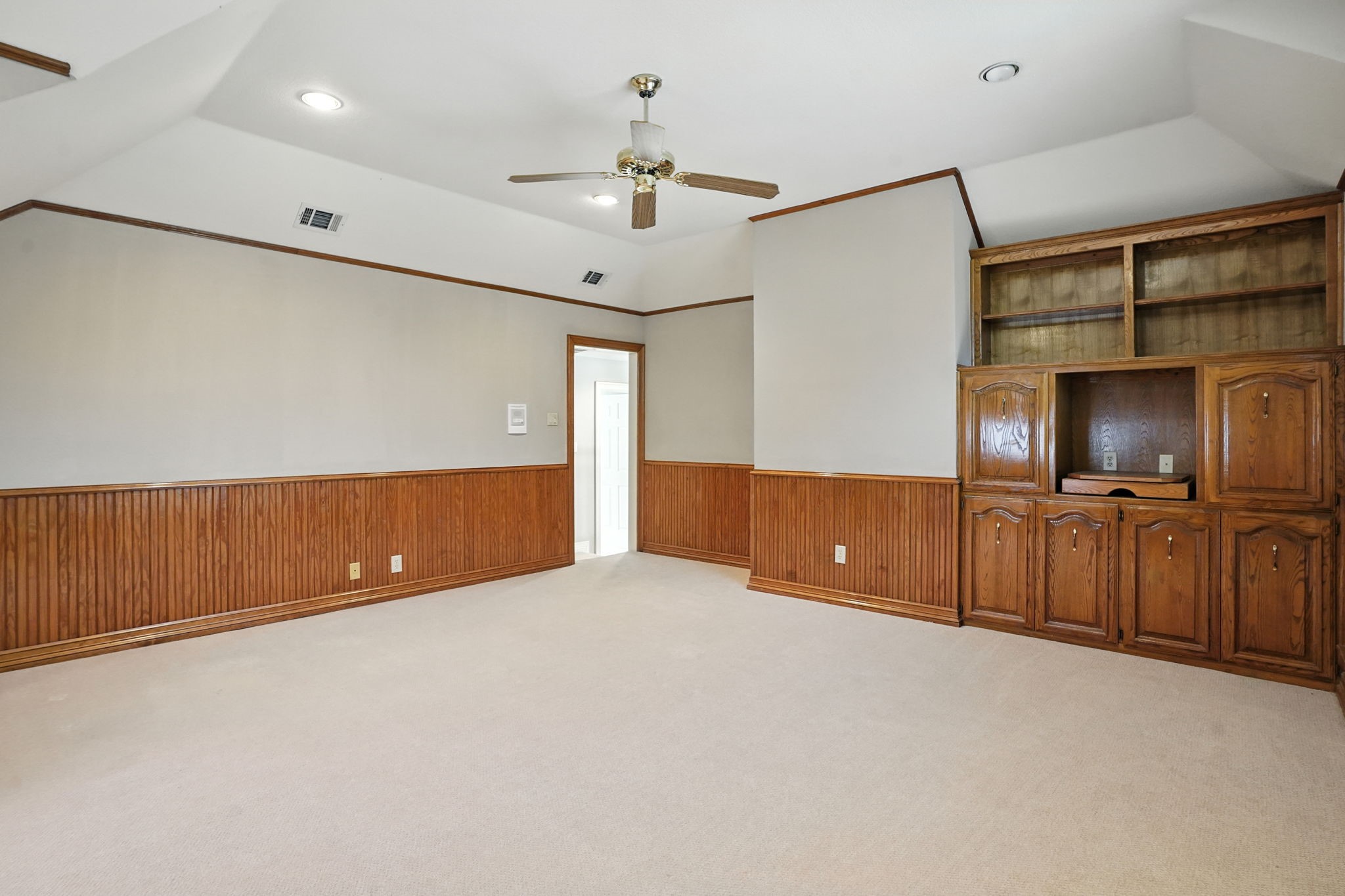 7200 Belle Meade Drive