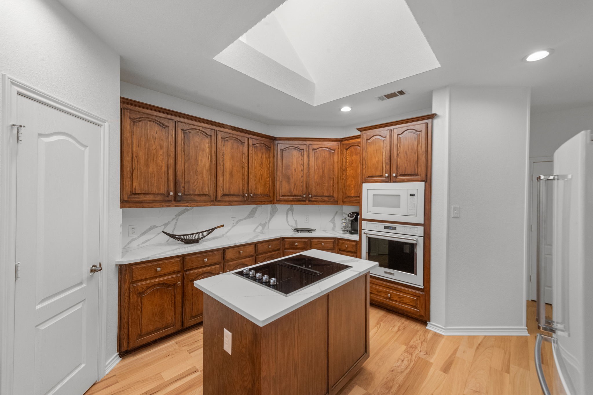 1613 Forest Bend Lane