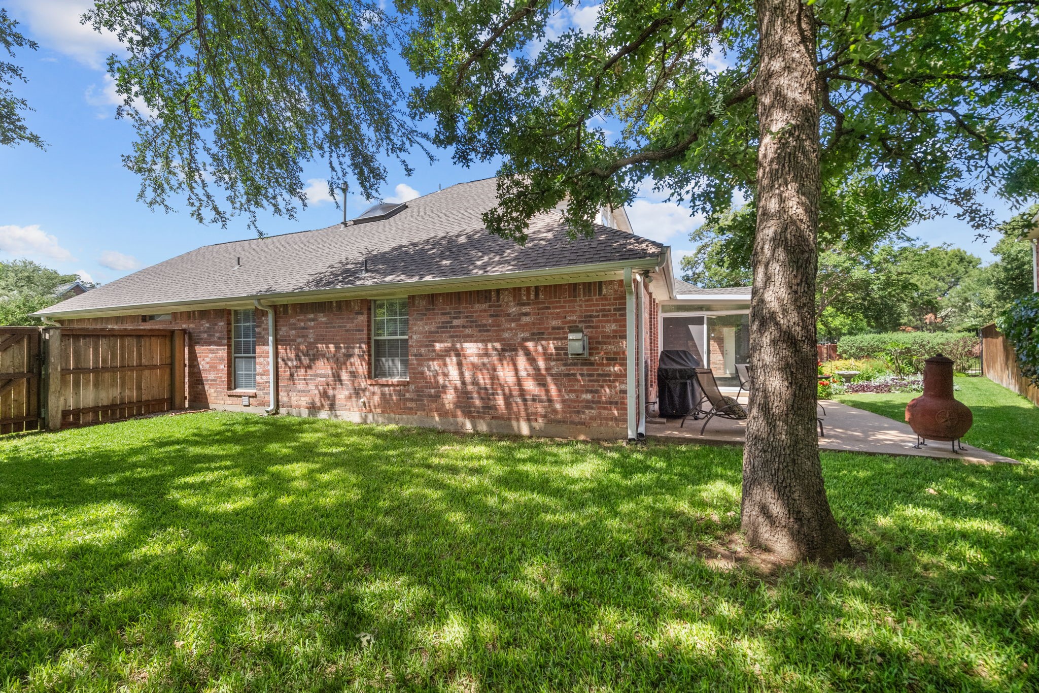 1613 Forest Bend Lane