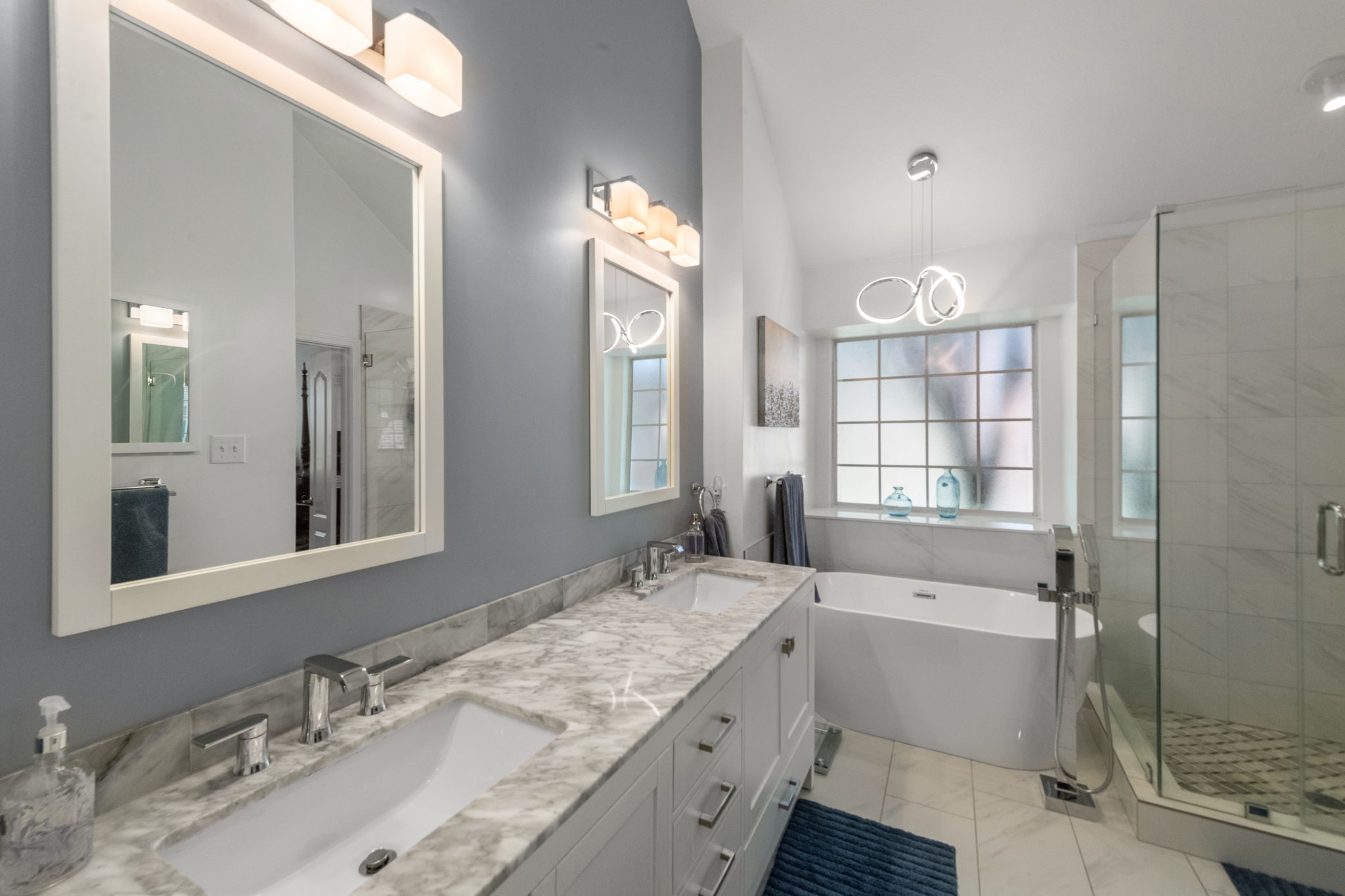 1613 Forest Bend Lane