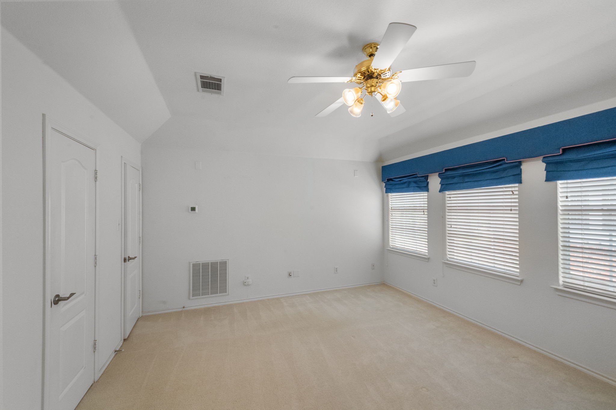 1613 Forest Bend Lane