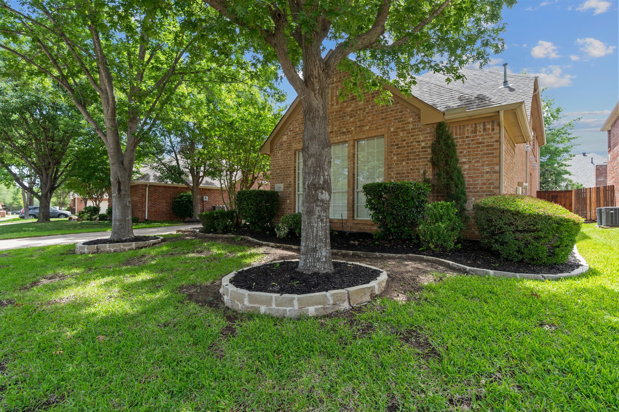 3505 Diamond Point Drive